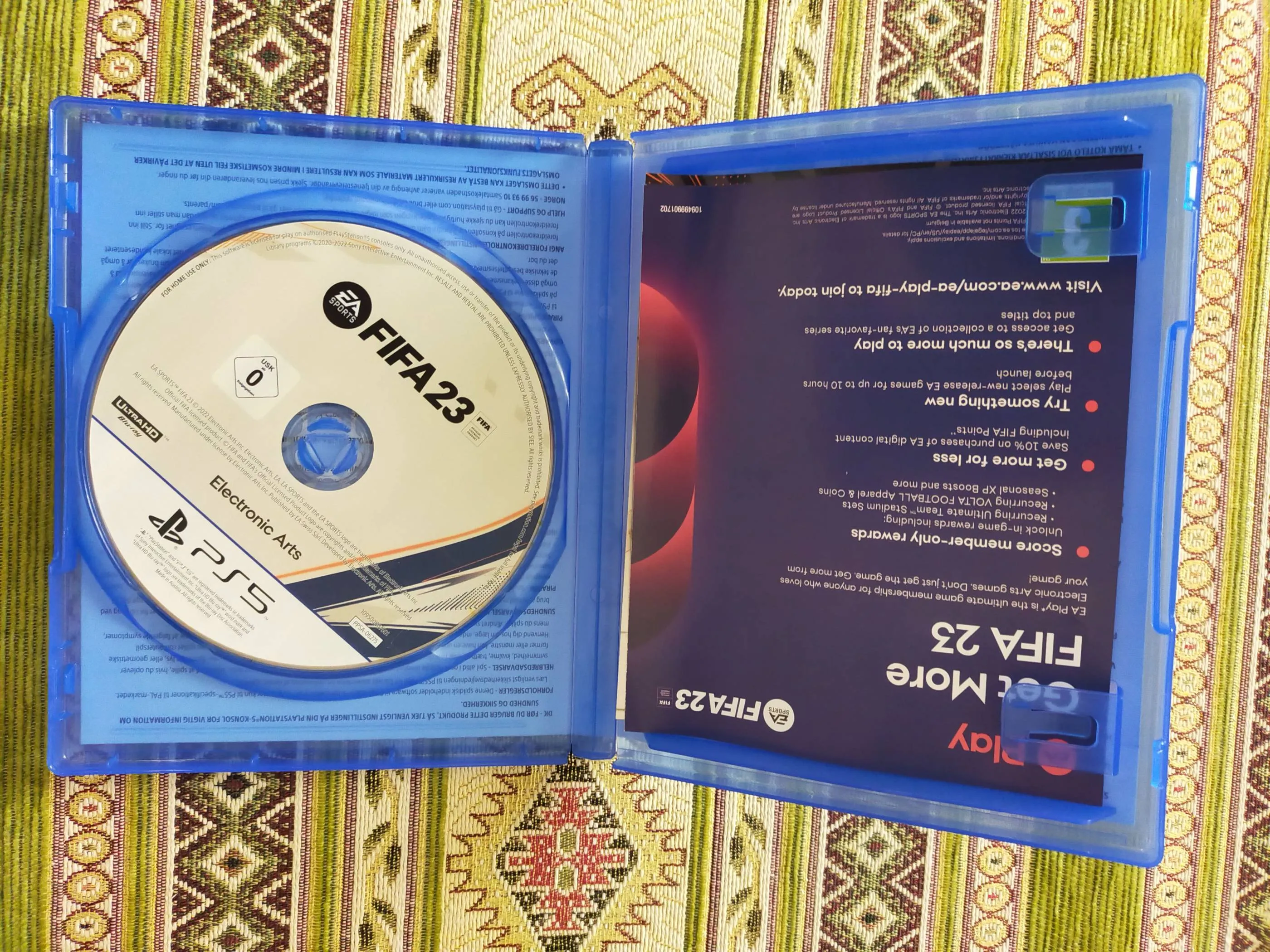  CD FIFA 23 PS5 COMME NEUF à Ben Arous - Photo 2