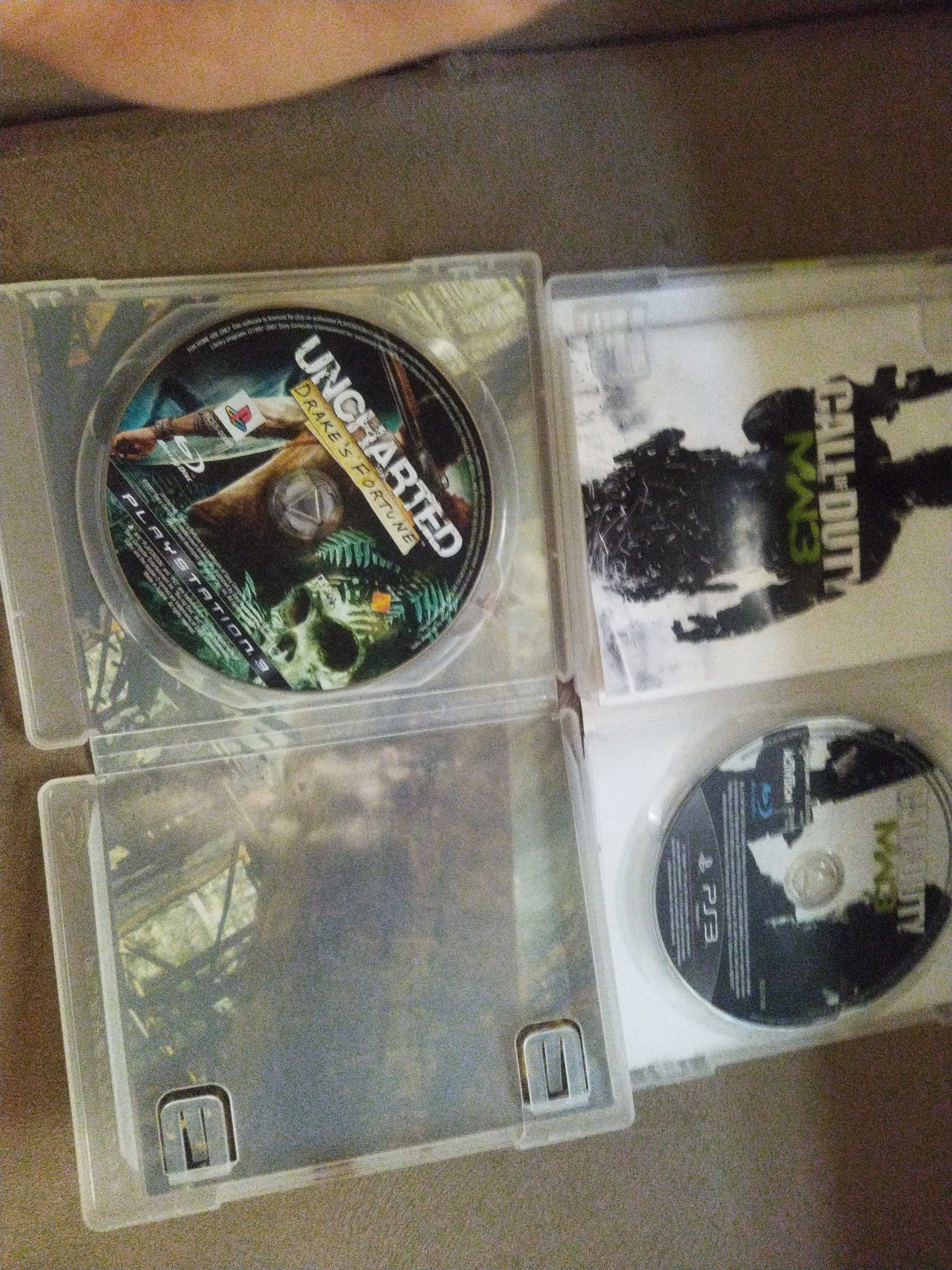  2 cd ps3 à Bizerte - Photo 2