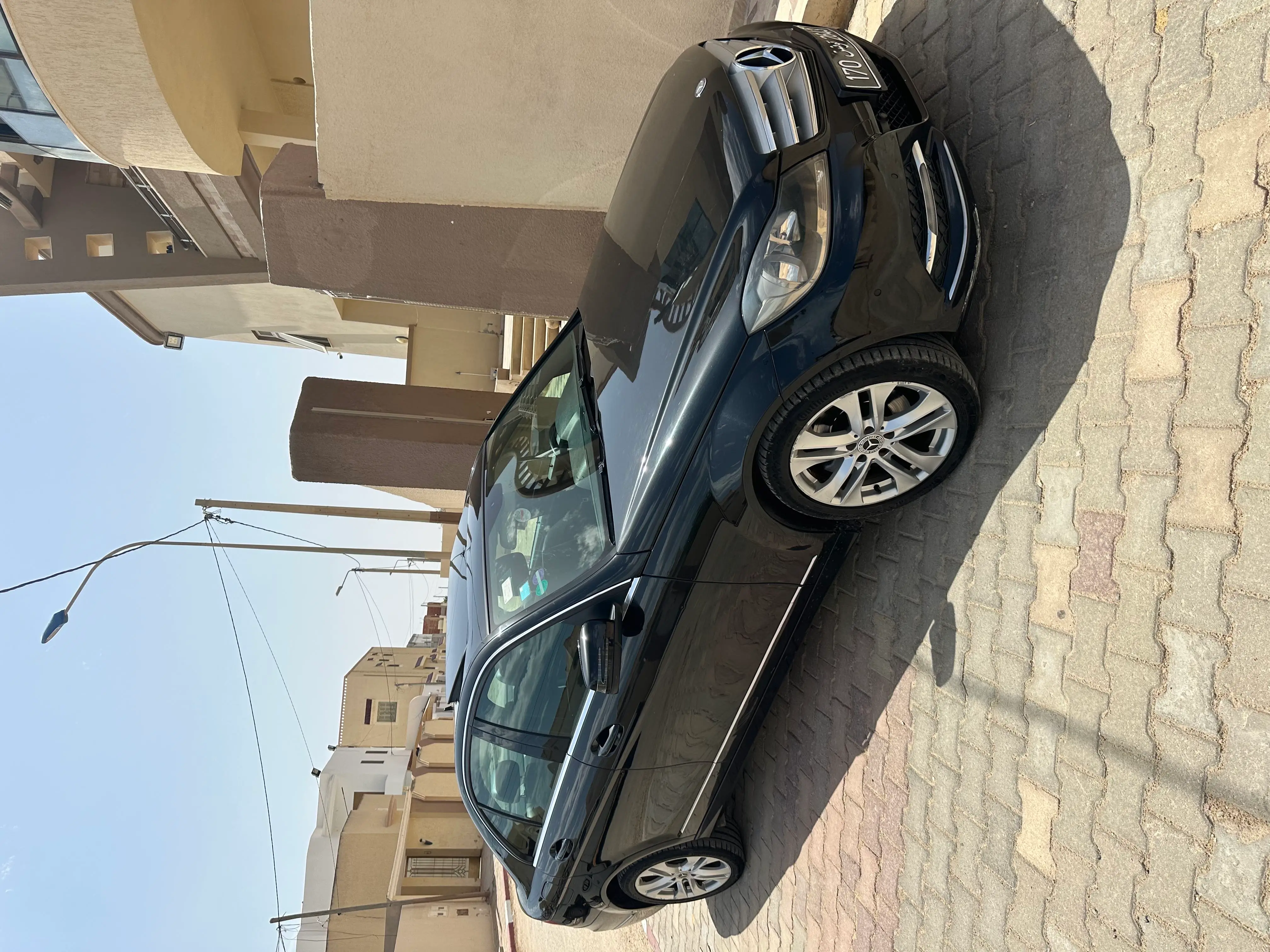  Voiture A vendre c180 50242224 à Sfax - Photo 2