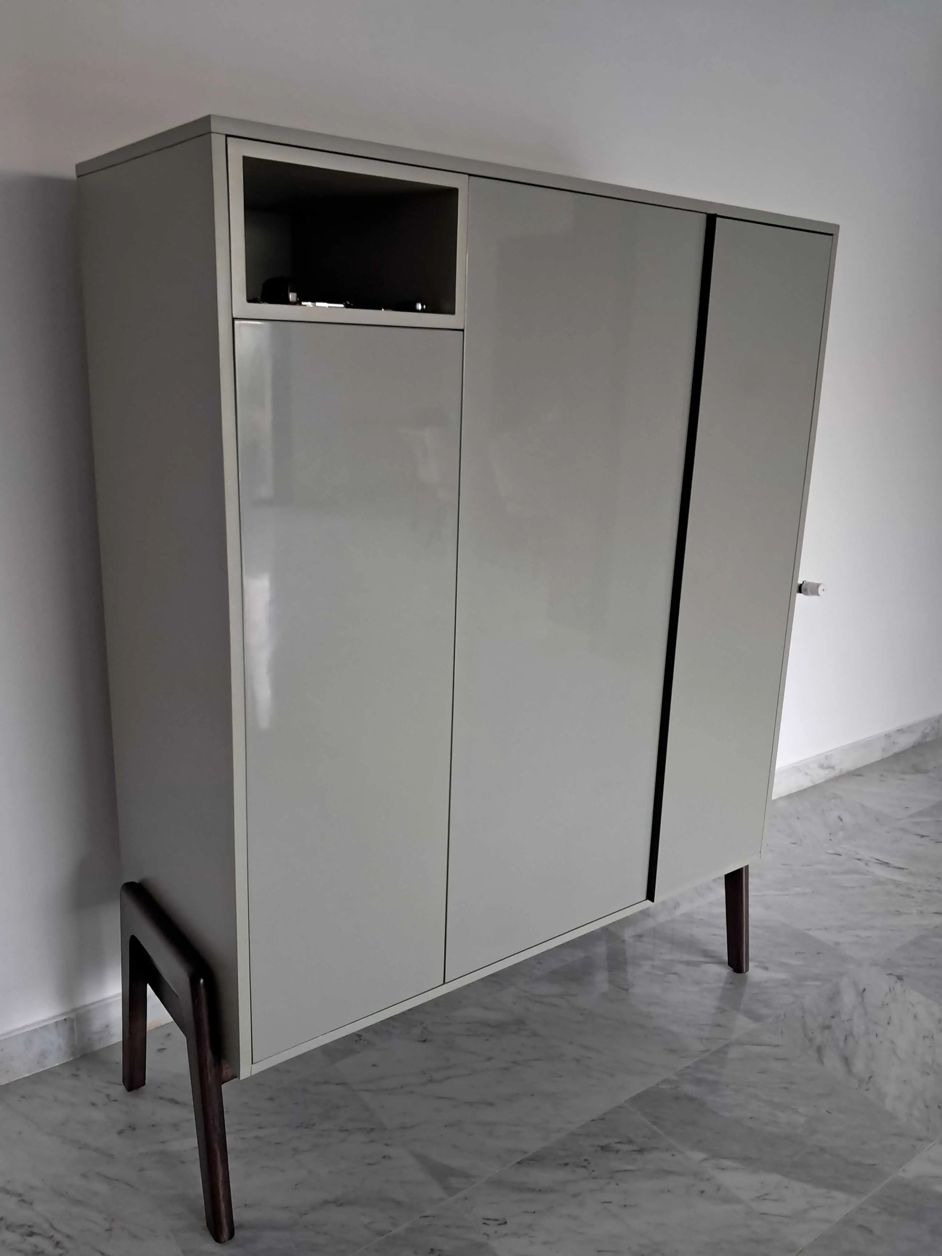  Armoire Gris/ Eddiar 