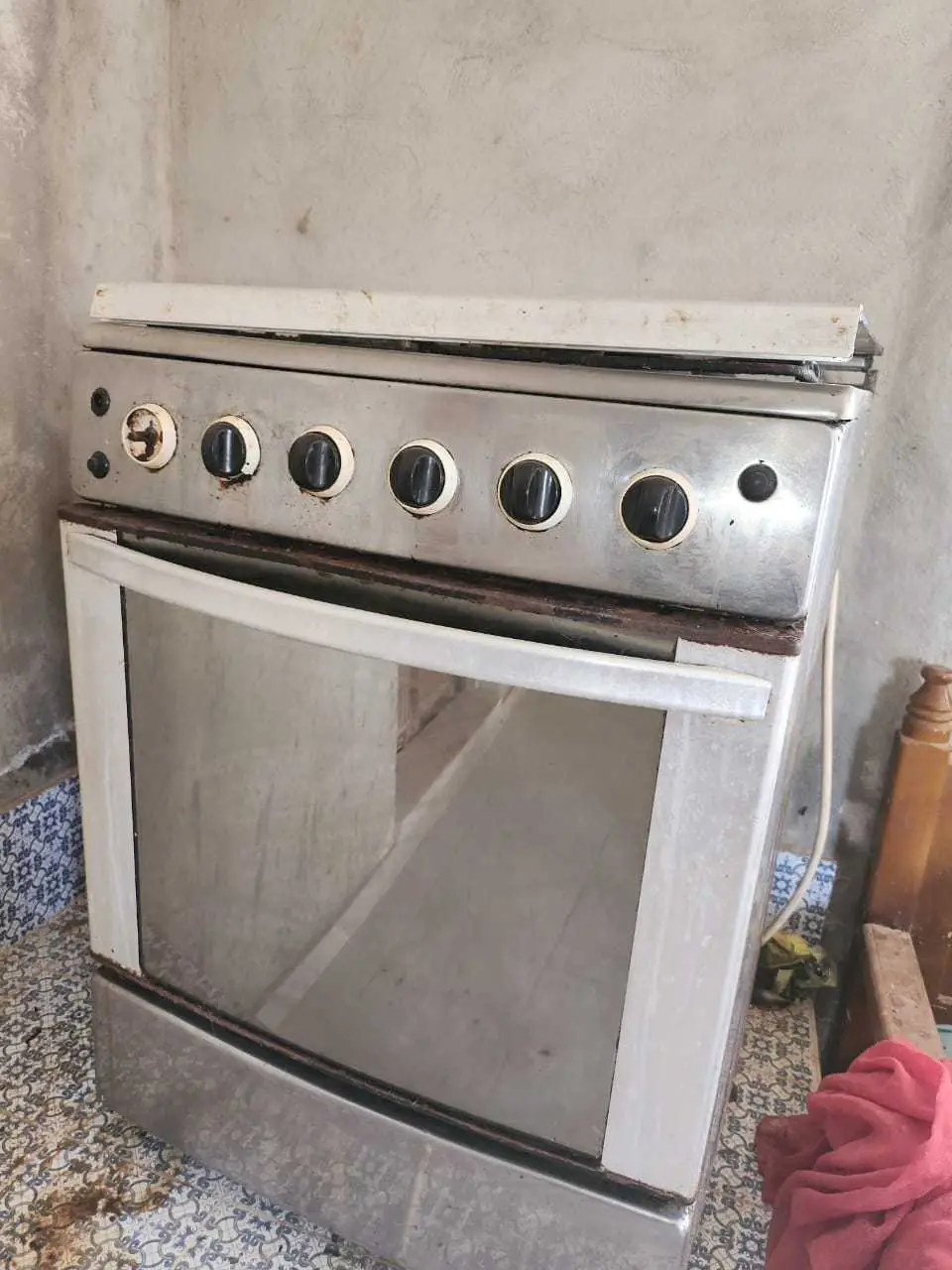  Frigidaire et gaz w ghassela w 2 four bl dhaww à Mahdia - Photo 2
