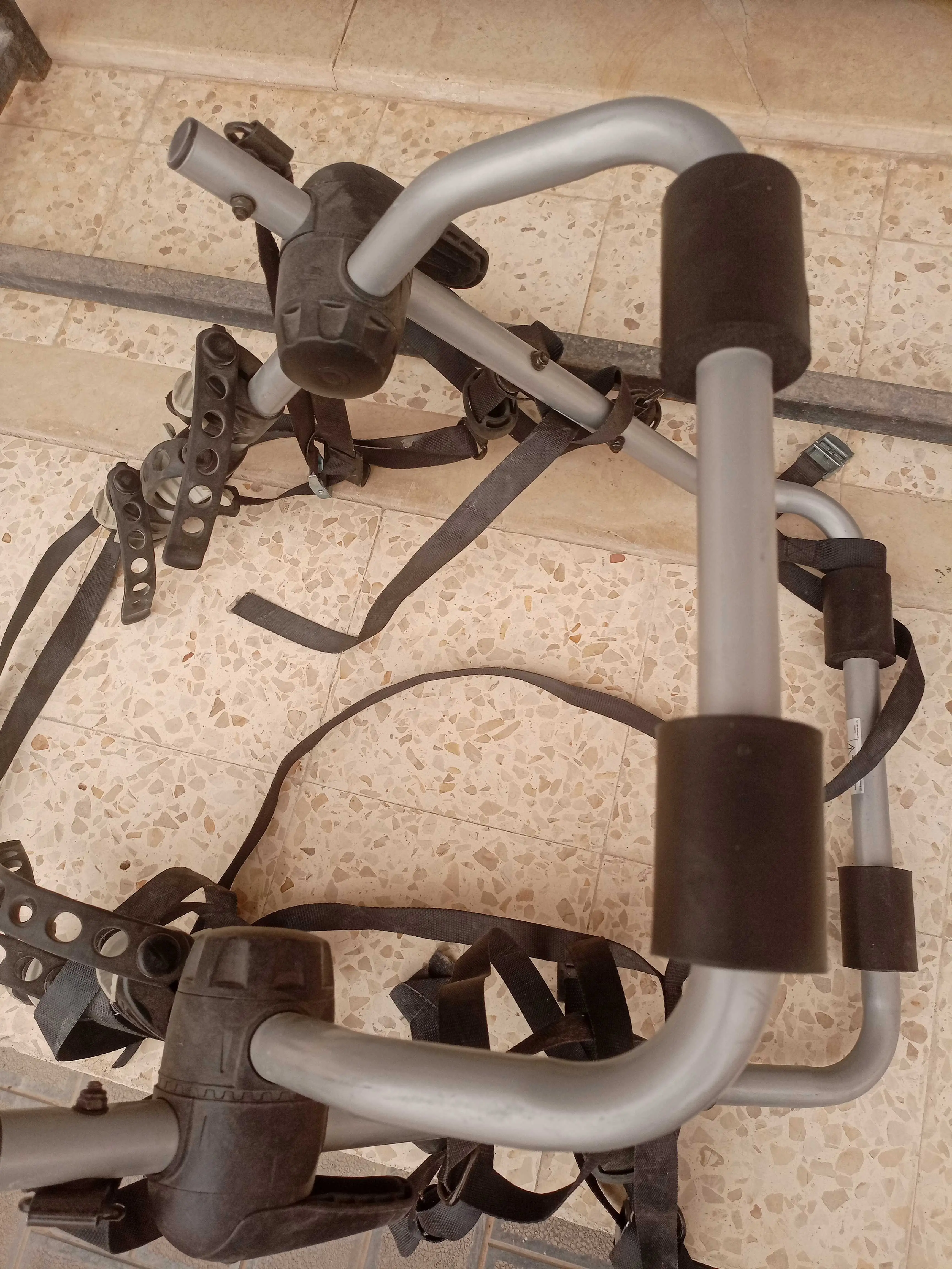  Porte vélo (3 vélos) très bonne état marque siepa à Medenine - Photo 3
