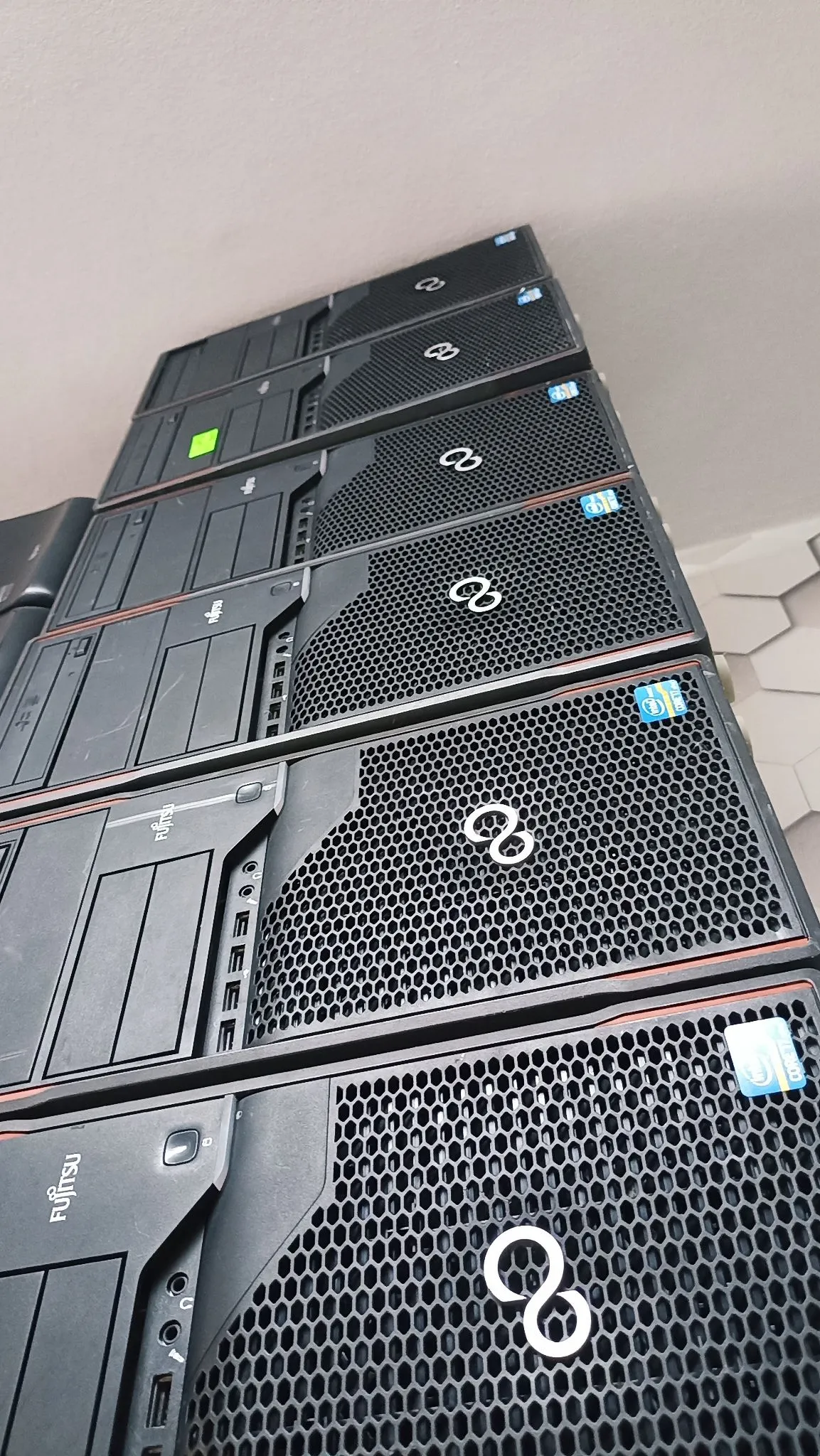  Des unités siemens i7 4G à Tunis - Photo 2