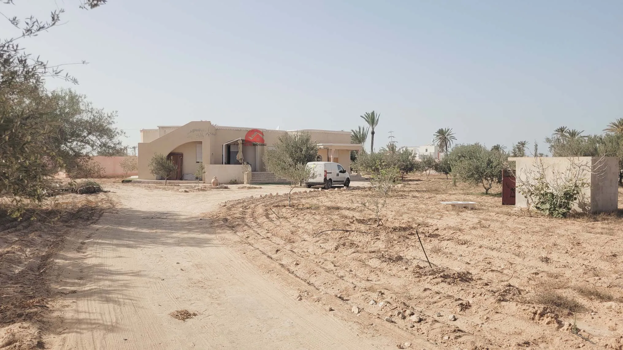  MAISON MEUBLÉE À SEDGHIANE DJERBA - RÉF L764 