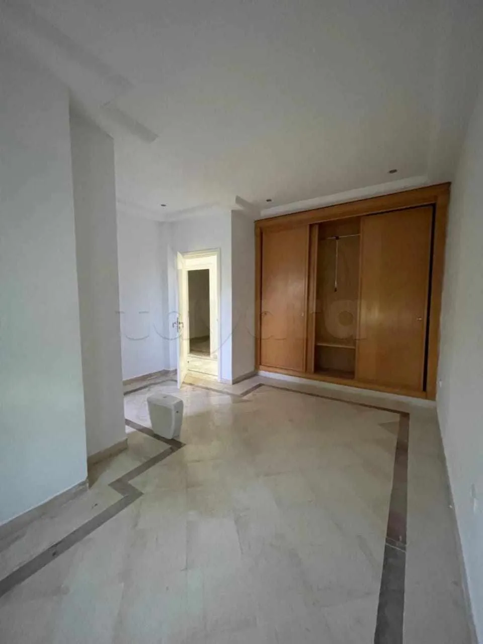  un joli étage de villa s+3 a louer situé a Manzah 9 Prés de lycée à Tunis - Photo 2