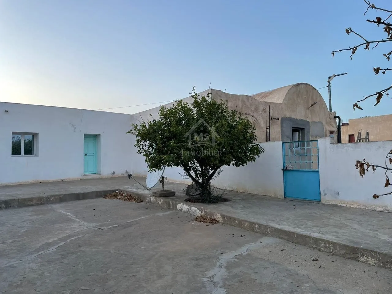  دار و معاها سانية للبيع في الحمامات الجنوبية 51355351 à Nabeul - Photo 2