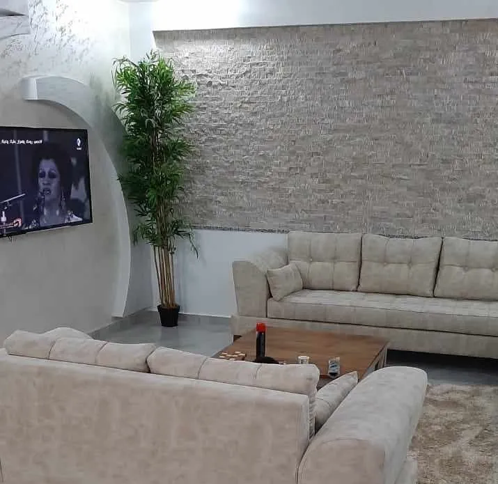  maison avec garage sur 3 niveaux a vendre à Bizerte - Photo 3