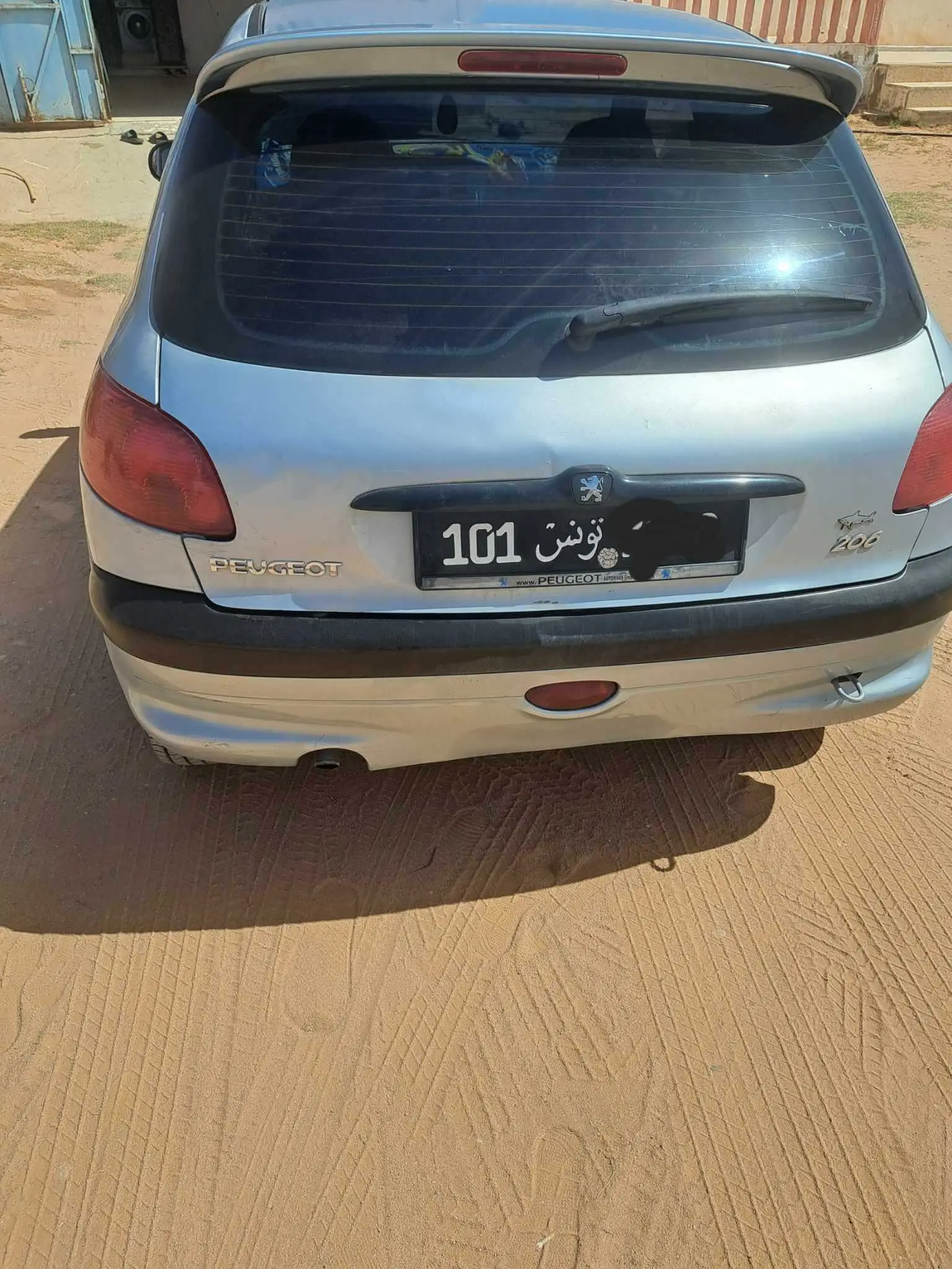  Peugeot 206 climatisée à Medenine - Photo 2