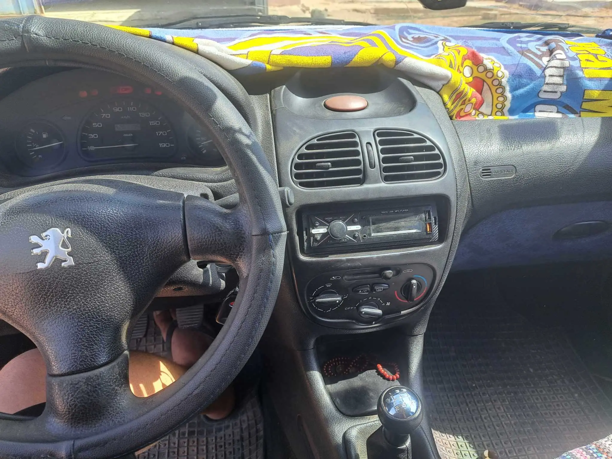  Peugeot 206 climatisée à Medenine - Photo 3