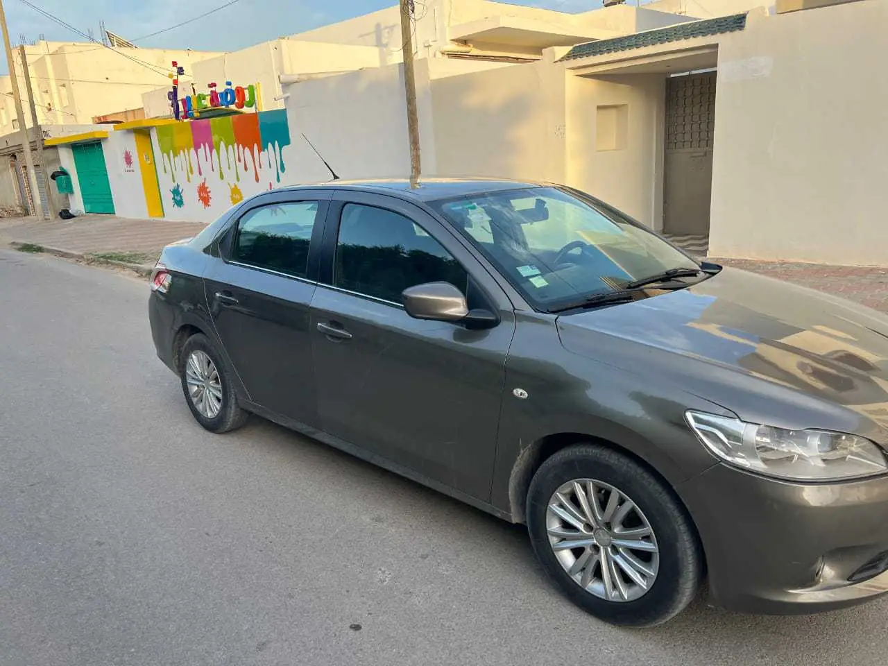  Peugeot 301 à Sfax - Photo 3