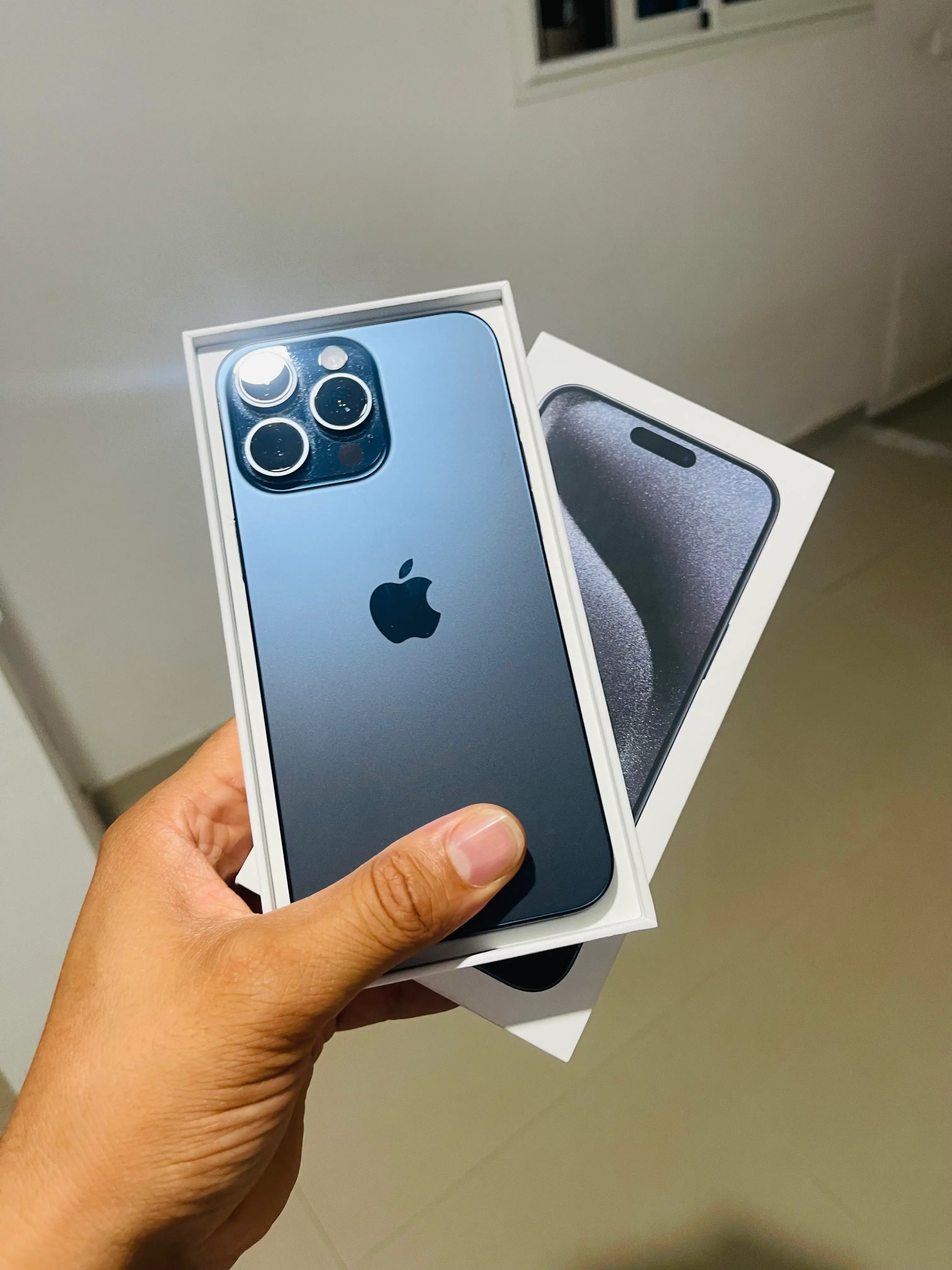  Iphone 15 pro max validé à Ariana - Photo 2