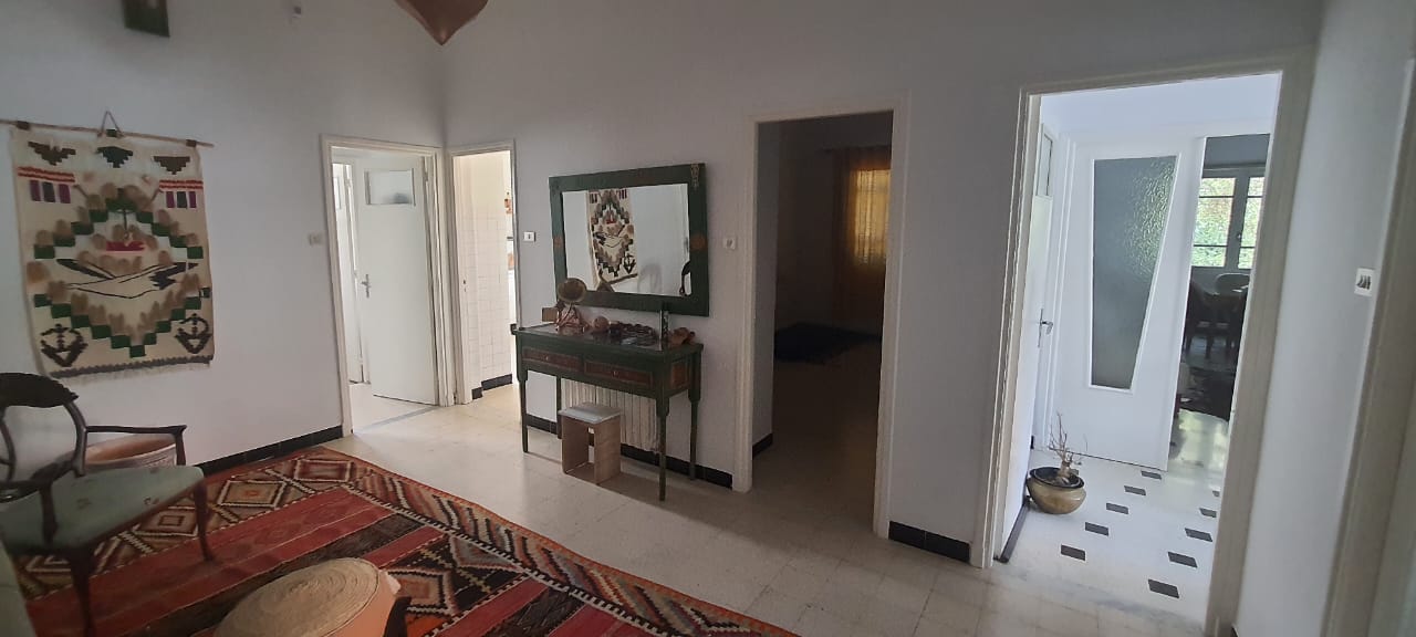    Villa pour investisseur à Tunis - Photo 2