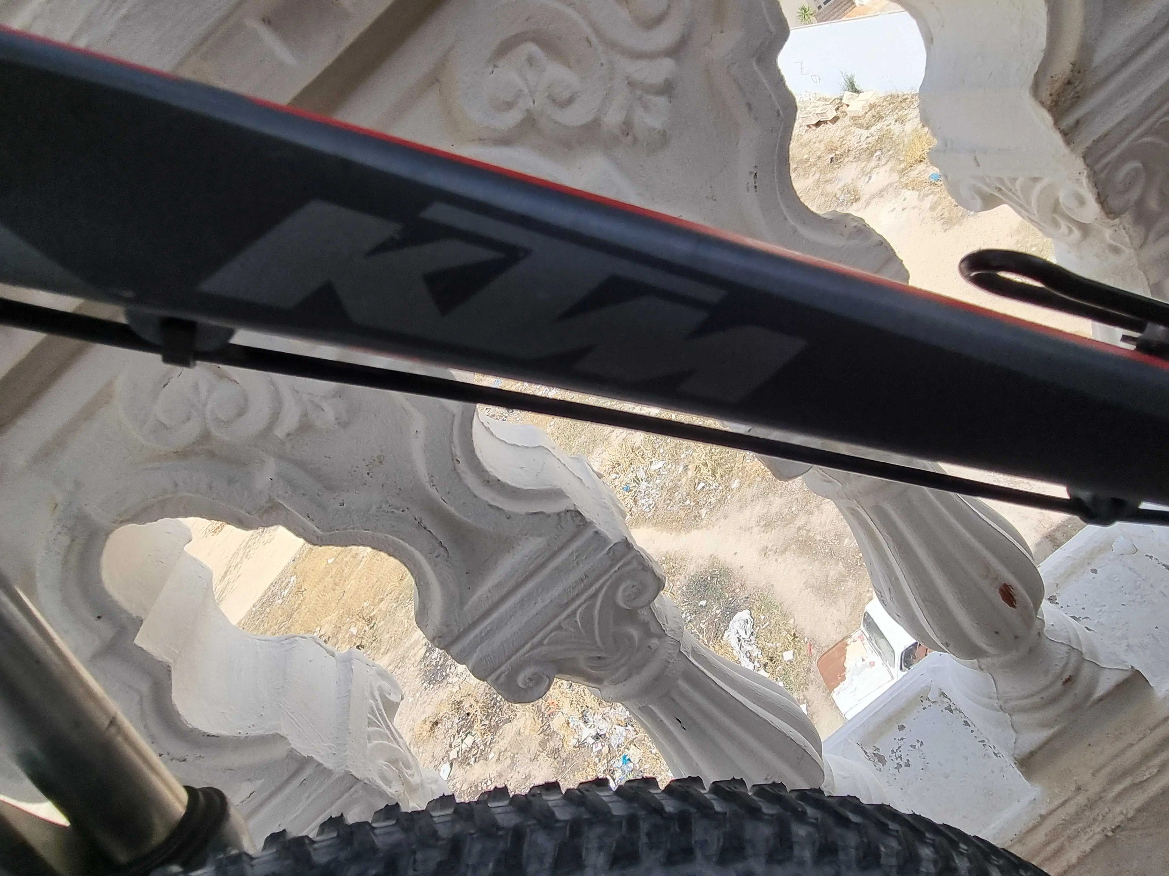  VTT KTM Ultra 29 à Nabeul - Photo 3