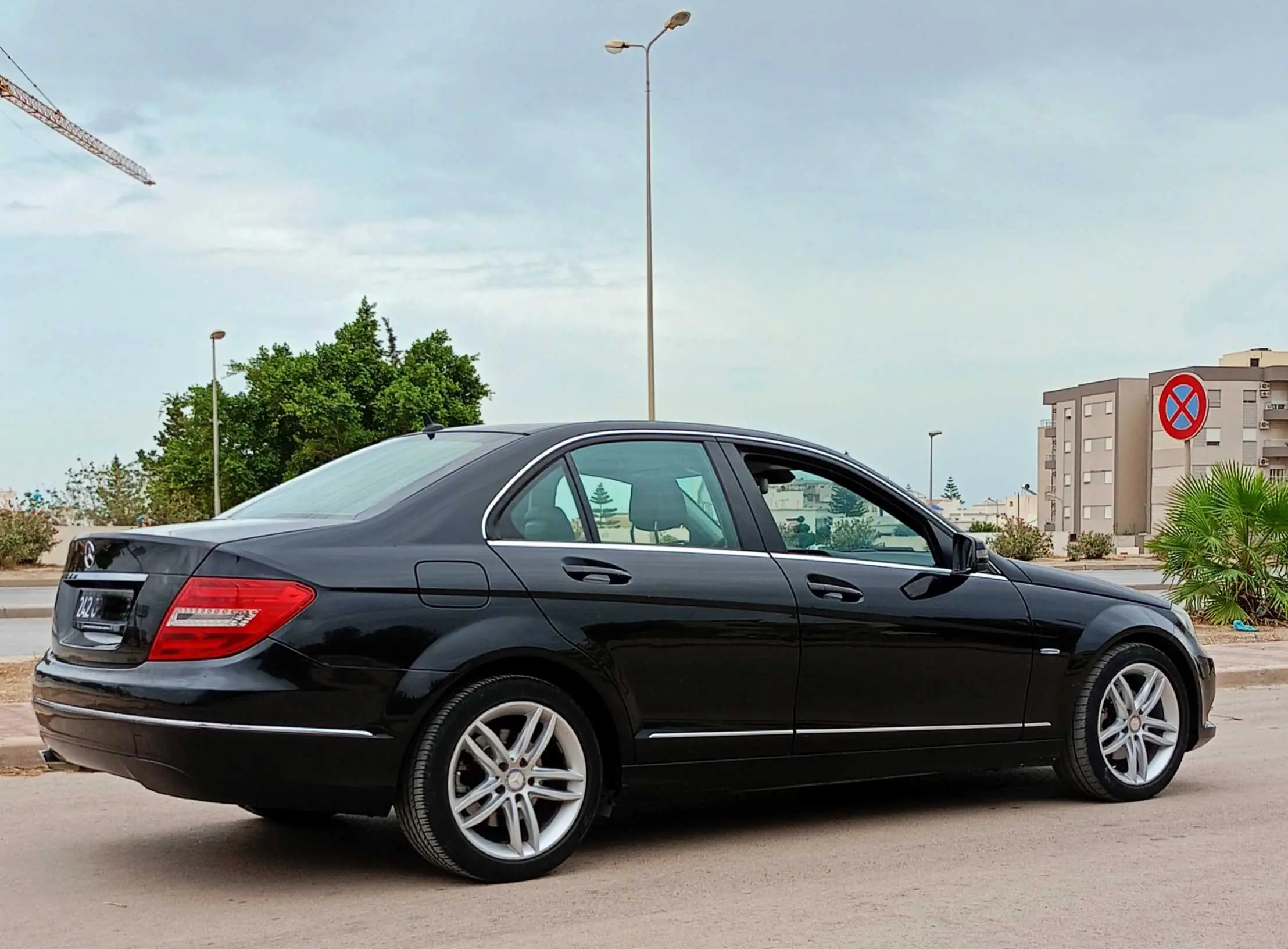 ???? mercedes C 200 kompressor ????1 ère Main à Ariana - Photo 3