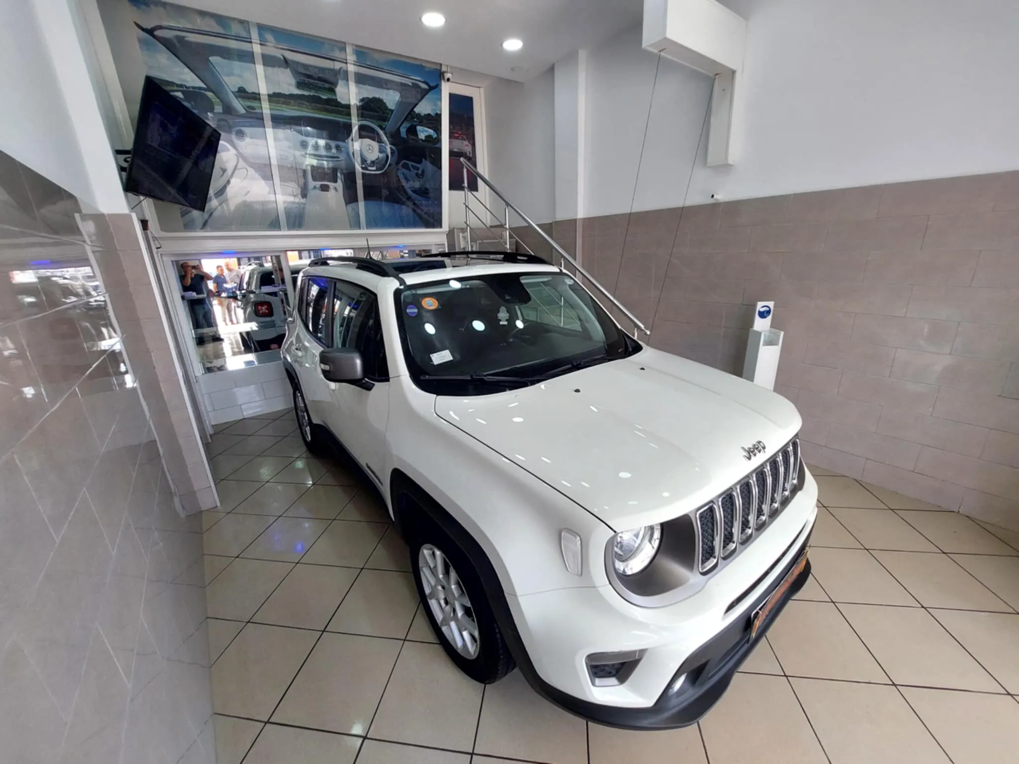  Jeep Renegade 1.4 Turbo 4x2 Limited BVA - TEL98479647 à Ariana - Photo 3