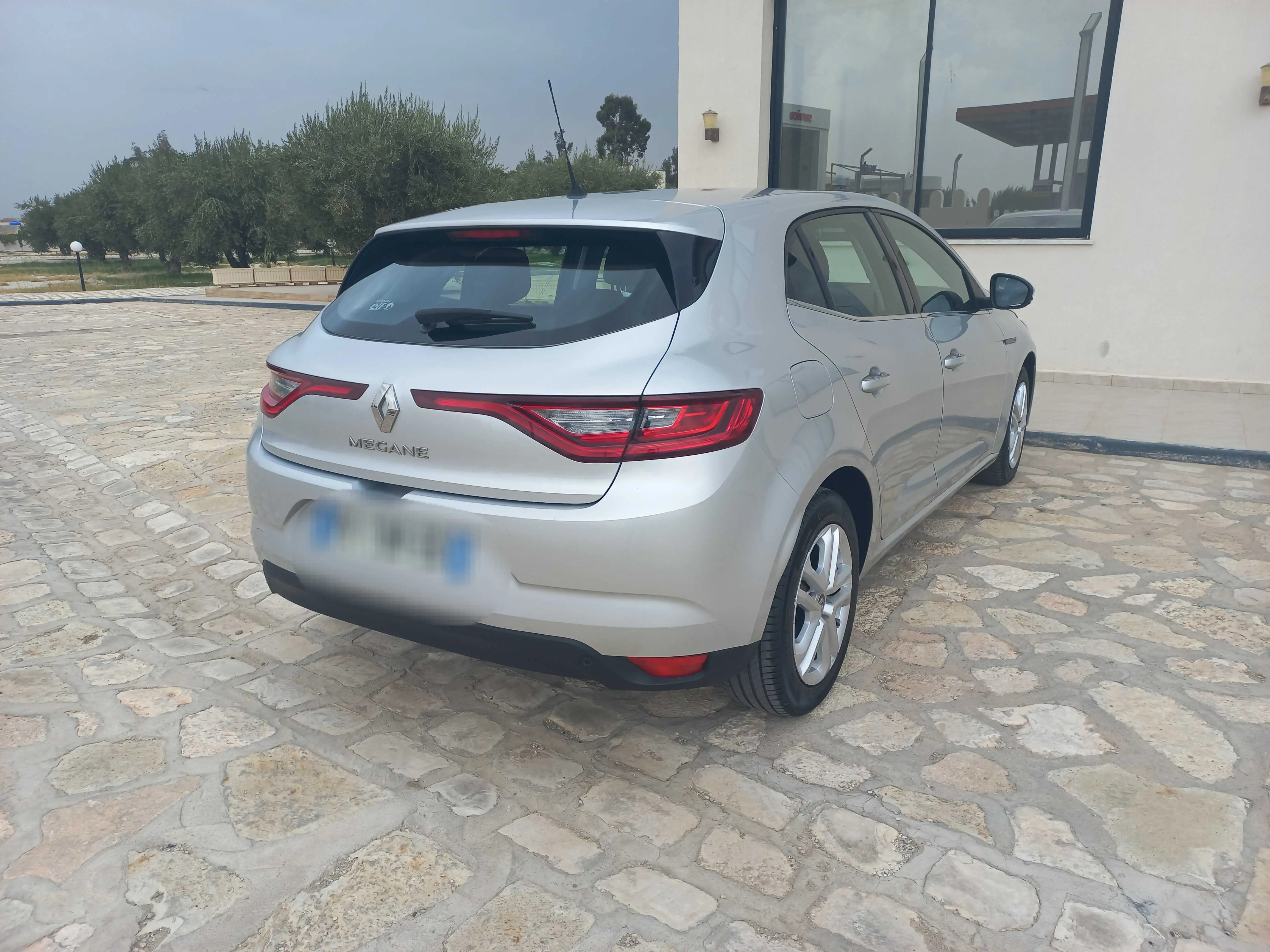  Megane 4 importé diesel seri 246 à Tunis - Photo 2
