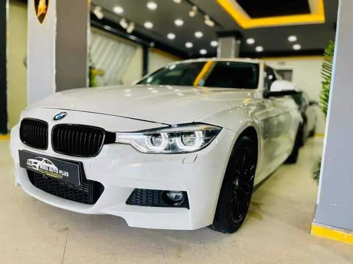  BMW F30 kit M à Manouba - Photo 3