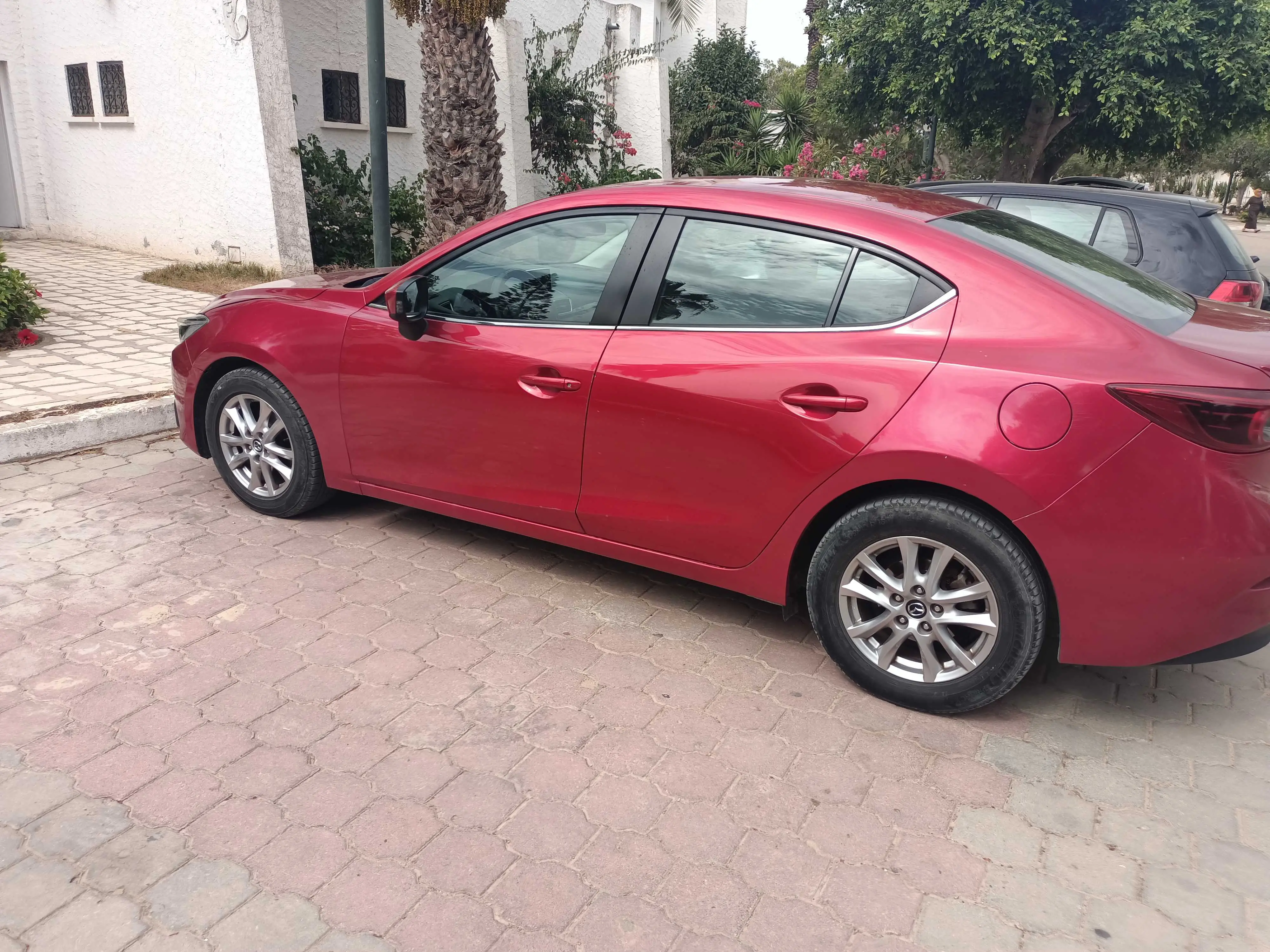  Mazda 3 à sousse - Photo 3