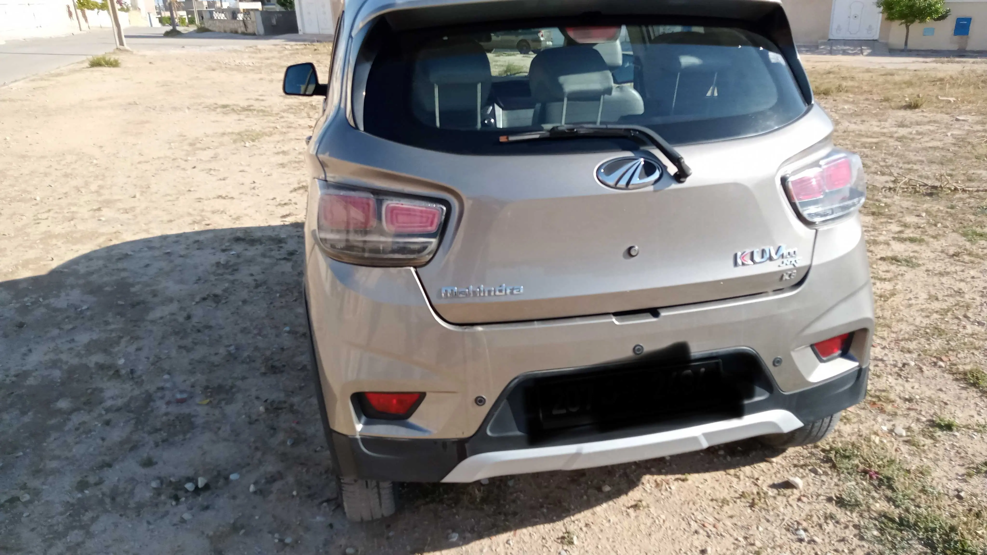  Mahindra kuv 100 k8 bouton start stap à sousse - Photo 2