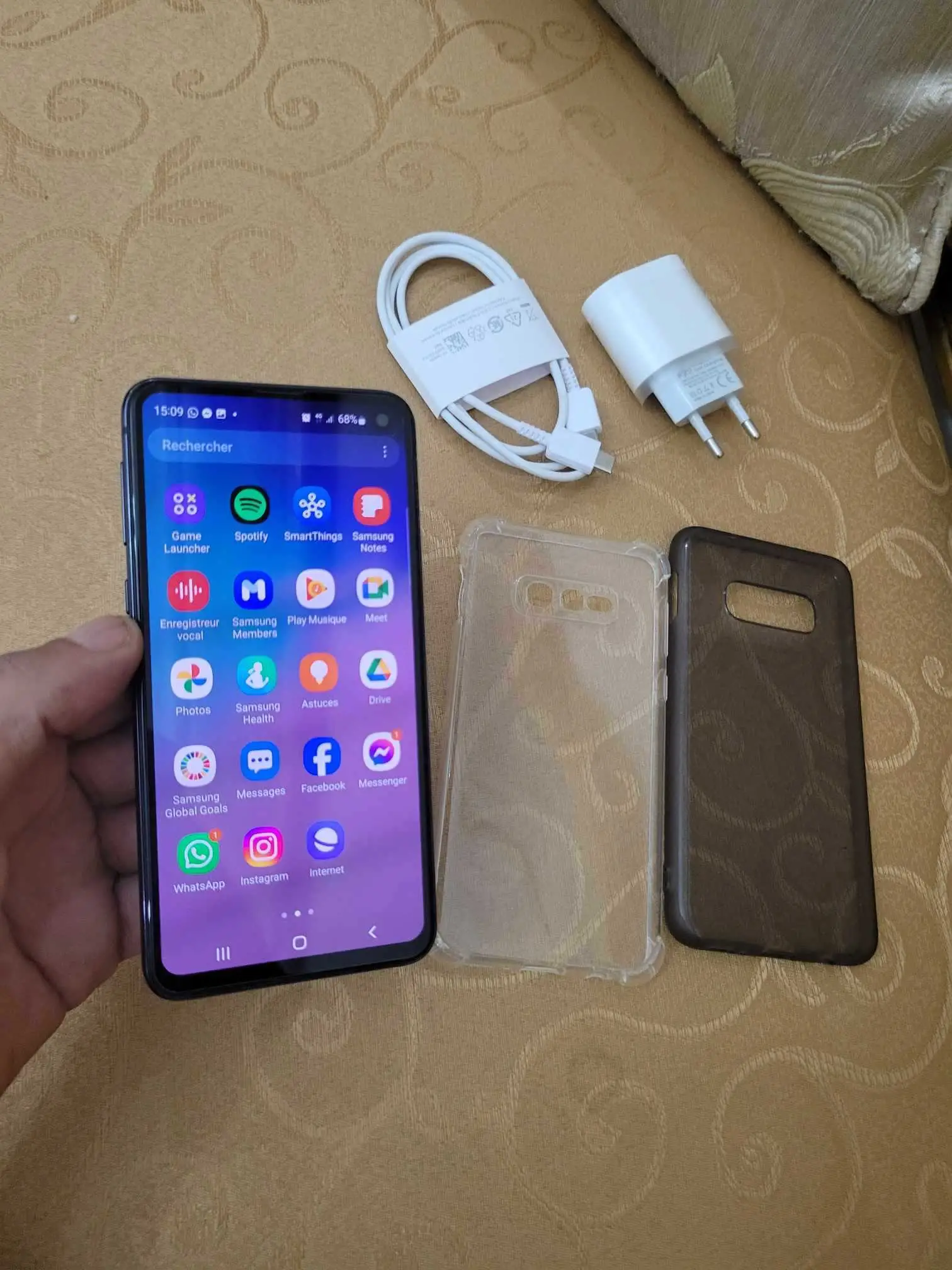  Samsung s10e ram 6g stockage 128g à Manouba - Photo 3
