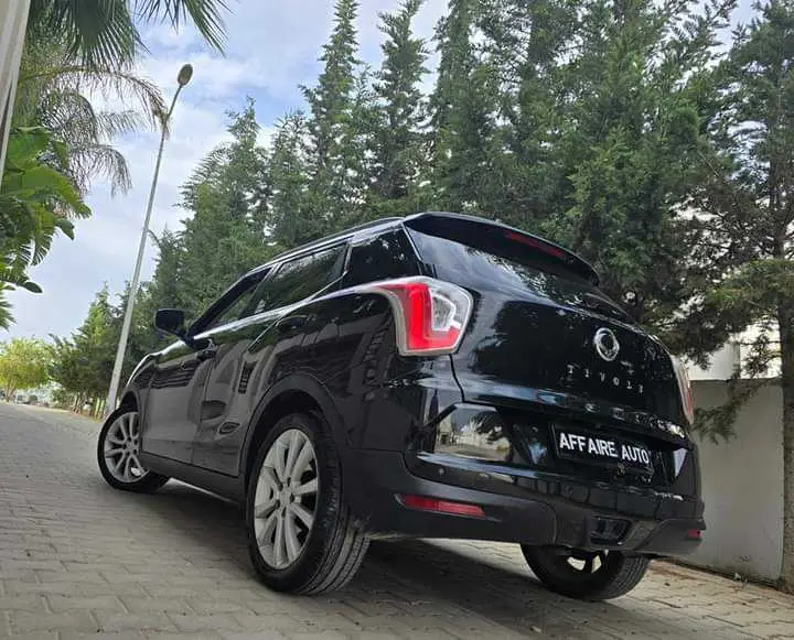  SSANGYONG TIVOLI à Tunis - Photo 3