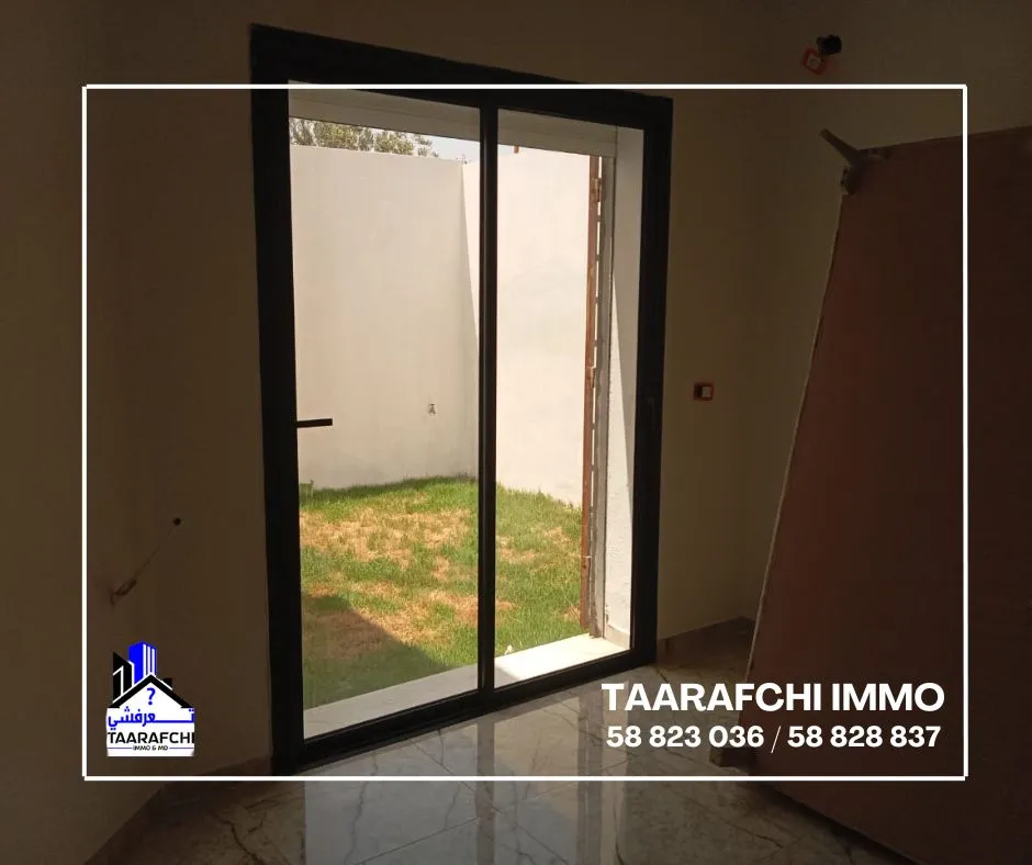  A vendre villa haut standing avec piscine et abri de voiture Situé à l’entrée de hammamet à Nabeul - Photo 3