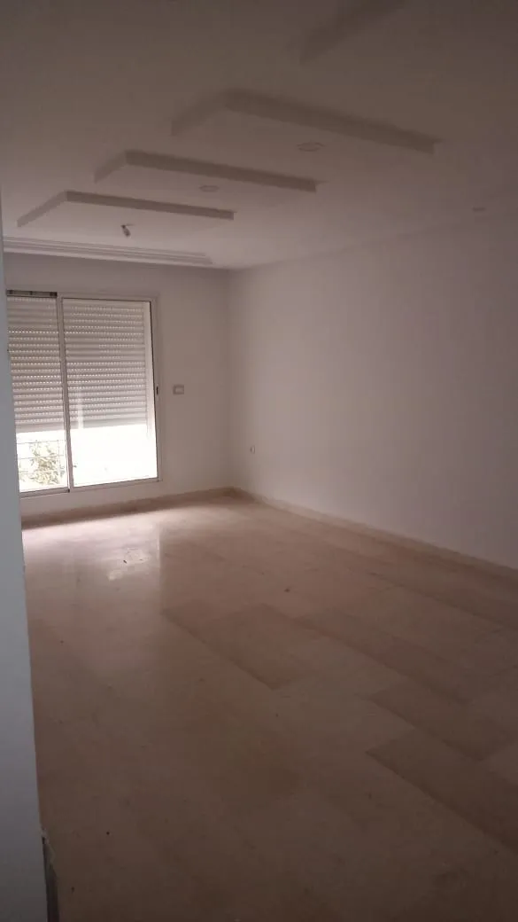  A vendre s1 4 eme etage sans ascenseur 