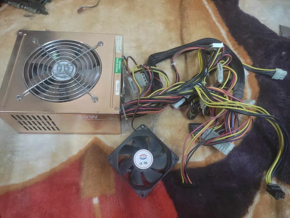  carte graphique 8800 gts et Processeur Intel® Core™2 Duo E6600 et power supply 650w à Kairouan - Photo 2