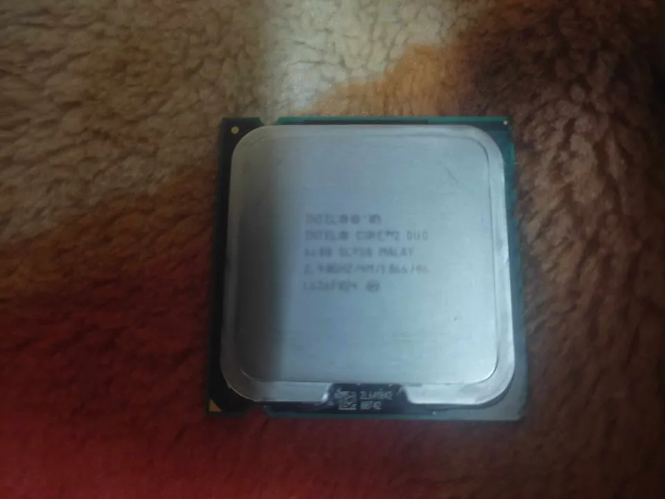  carte graphique 8800 gts et Processeur Intel® Core™2 Duo E6600 et power supply 650w à Kairouan - Photo 3