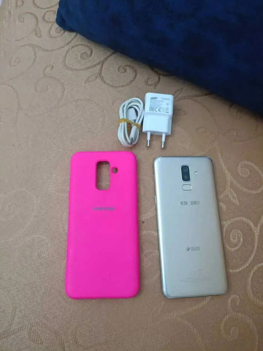  Samsung j8 à Manouba - Photo 2
