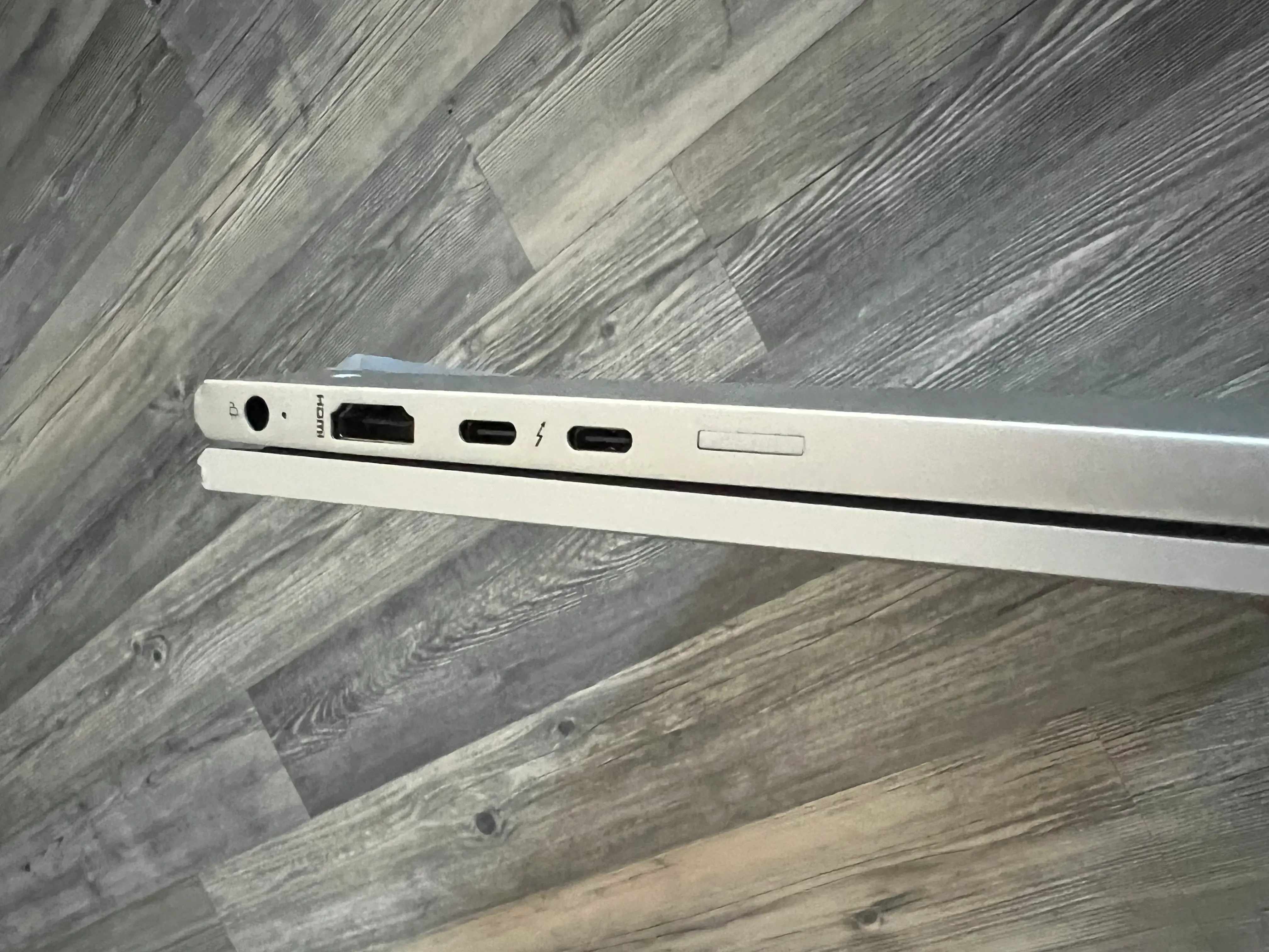  HP elitebook 840 g8 à sousse - Photo 3