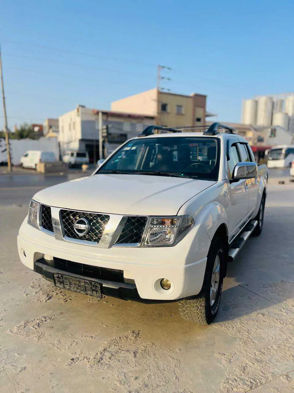  Nissan Navara LE à Manouba - Photo 2
