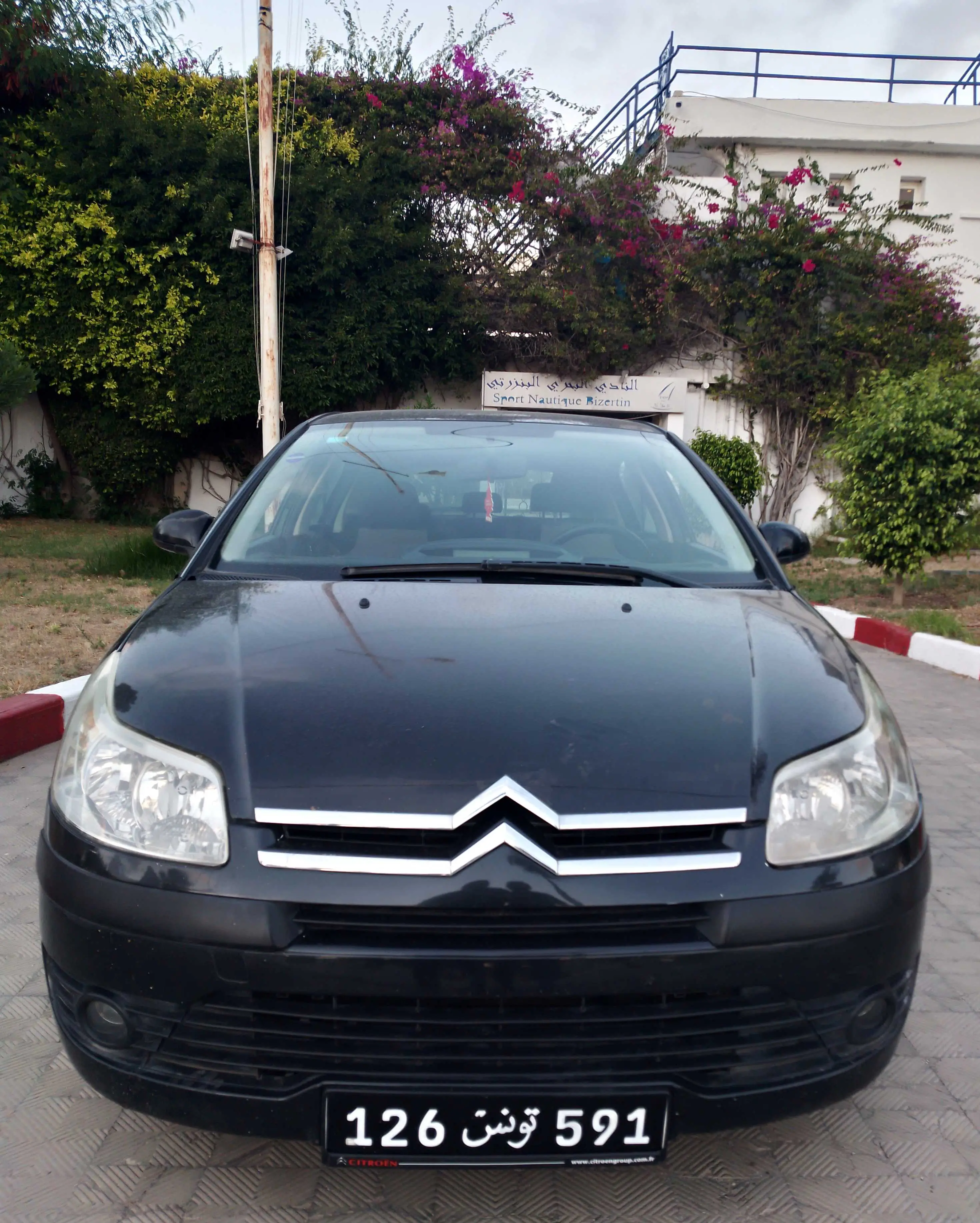  CITROËN C4 TOUTE OPTIONS TEL 28420951 à Bizerte - Photo 2
