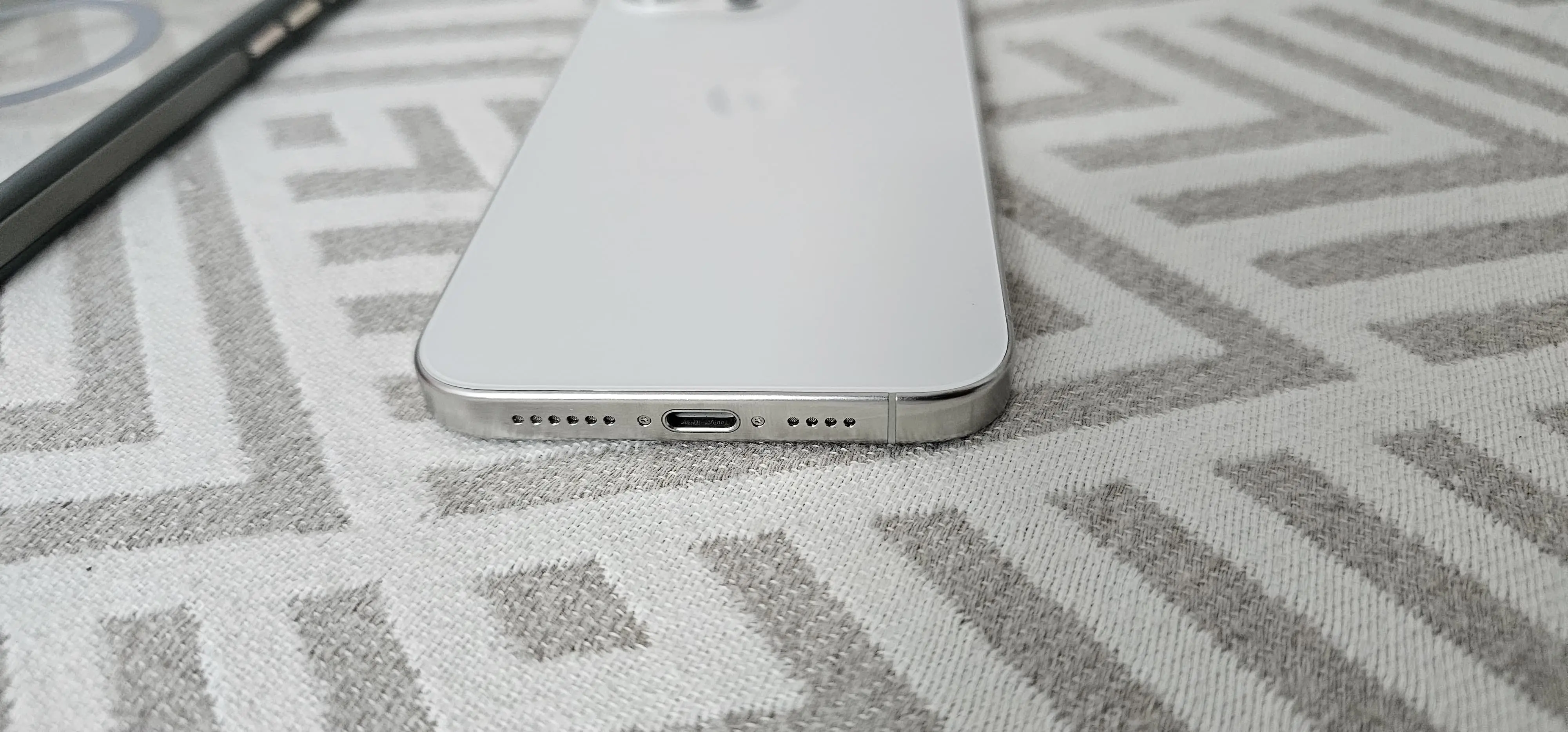  Oppo reno 12 f neuf 