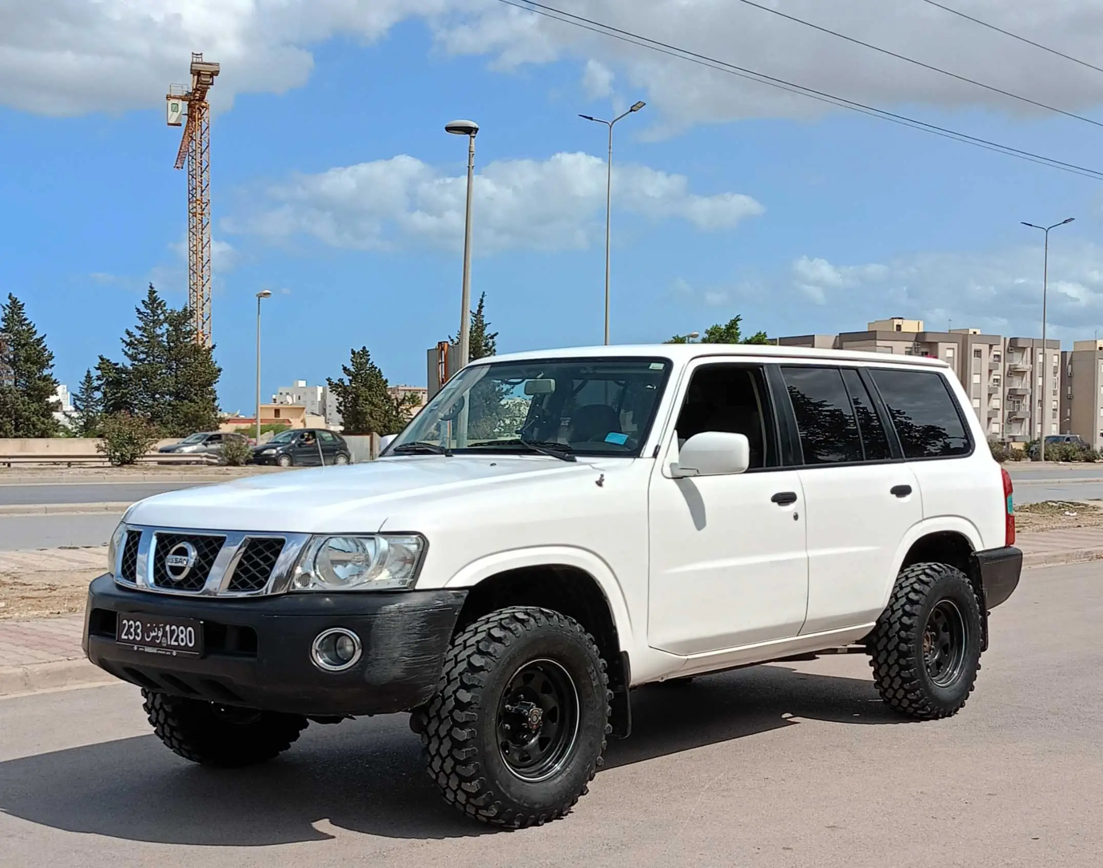  ???? nissan patrol GL 4x4 à Ariana - Photo 2