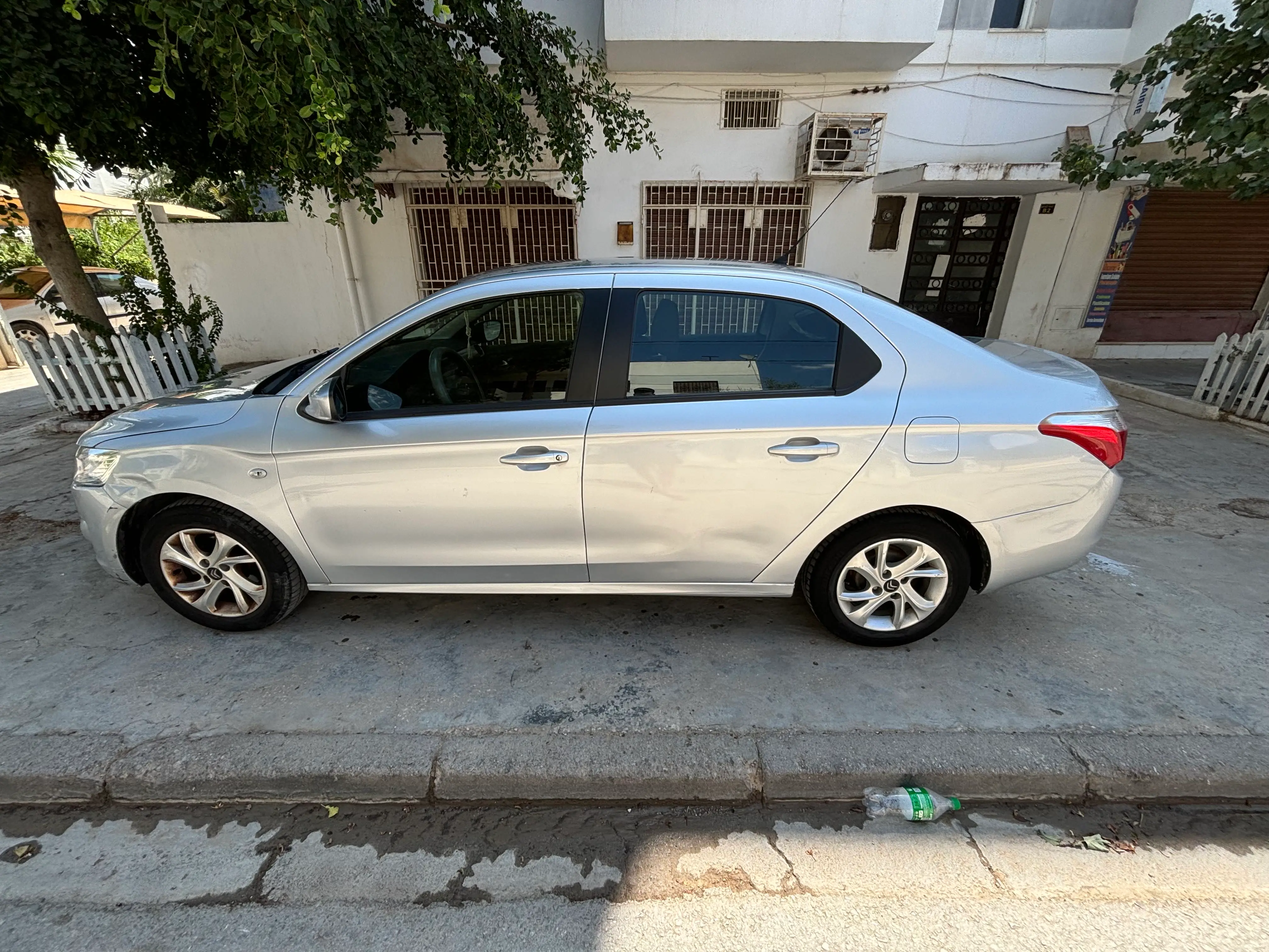  Citroën C-Elysée première main à Tunis - Photo 2