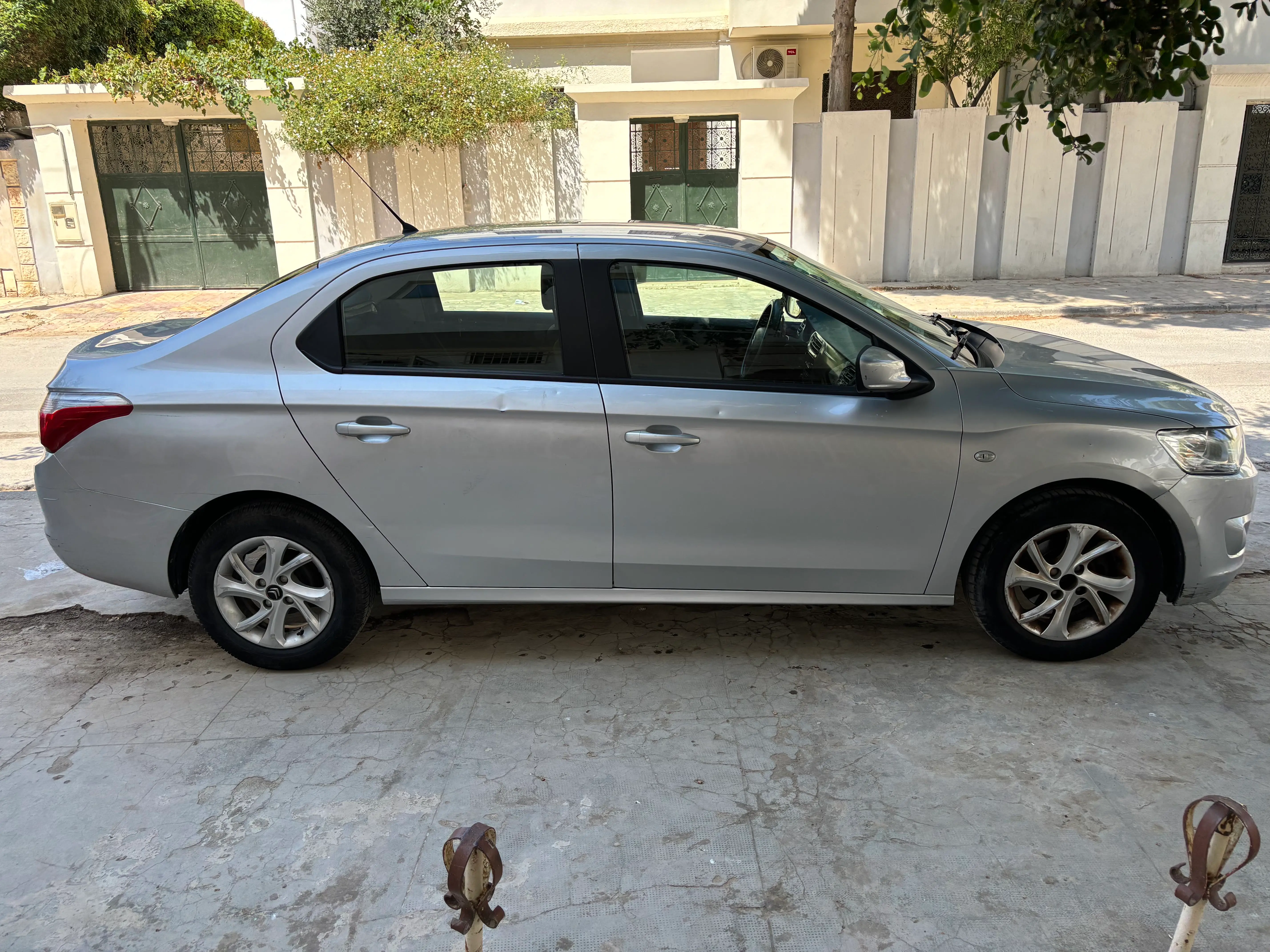  Citroën C-Elysée première main à Tunis - Photo 3