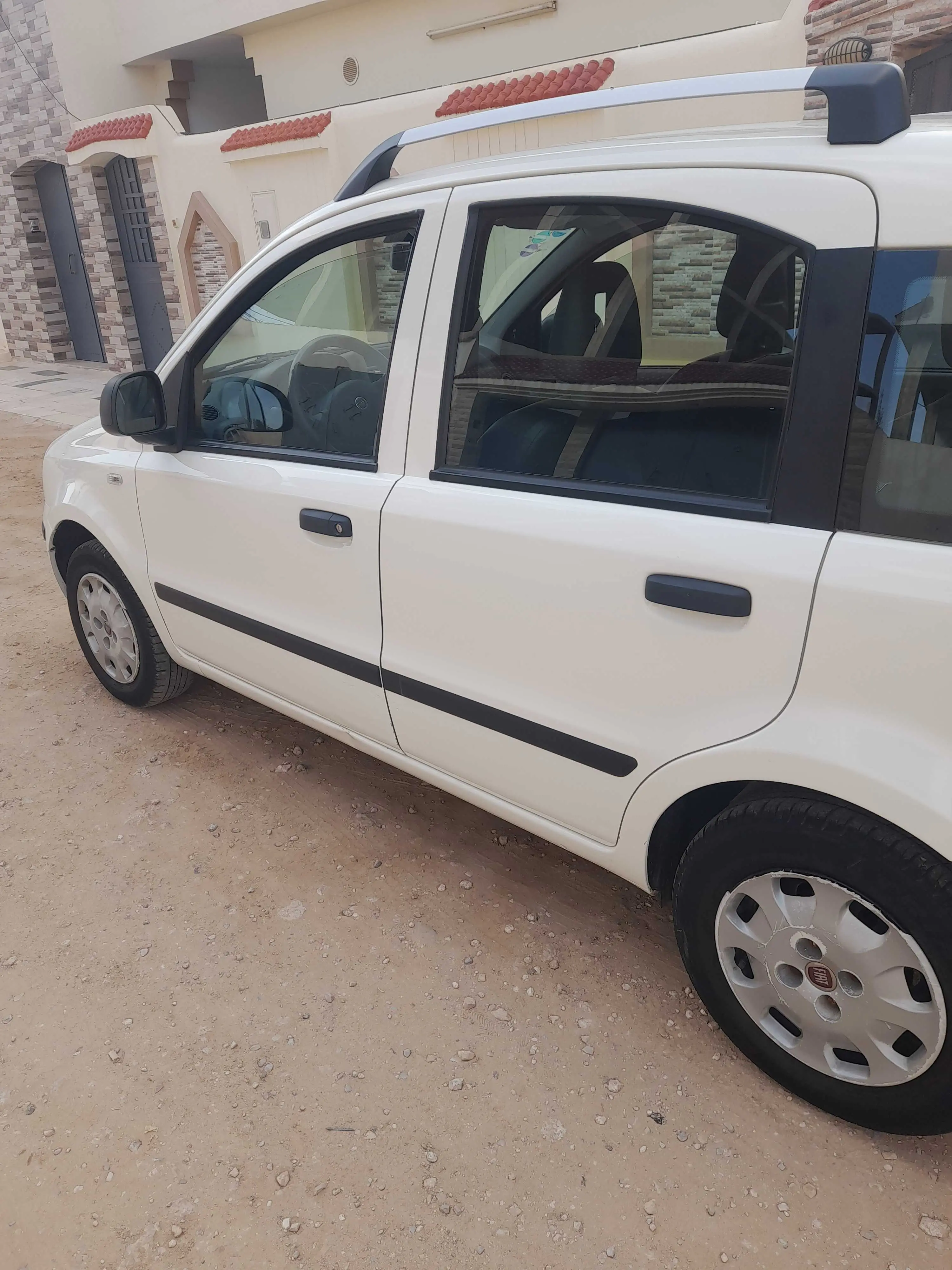  Fiât panda 1ère main 50256255K à Sfax - Photo 3
