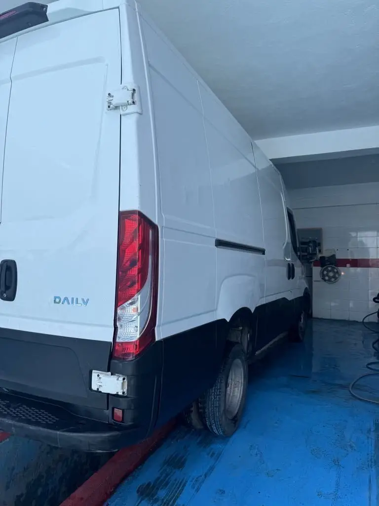  Iveco daily à vendre à gabes - Photo 3