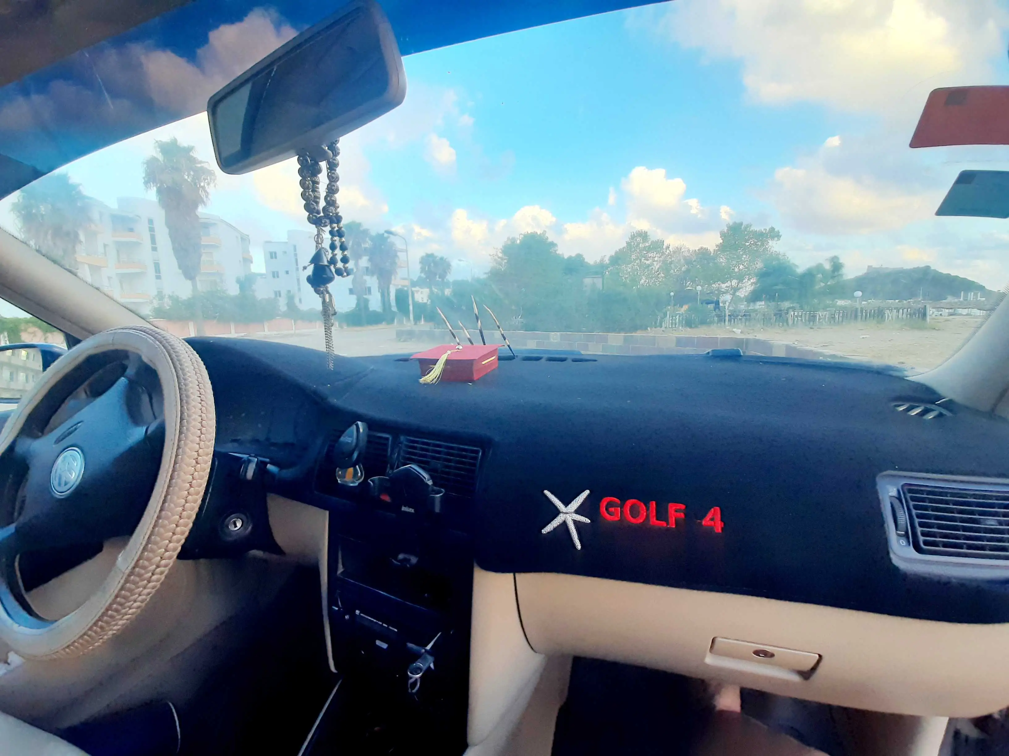  Golf4 1.6 L à Ben Arous - Photo 2