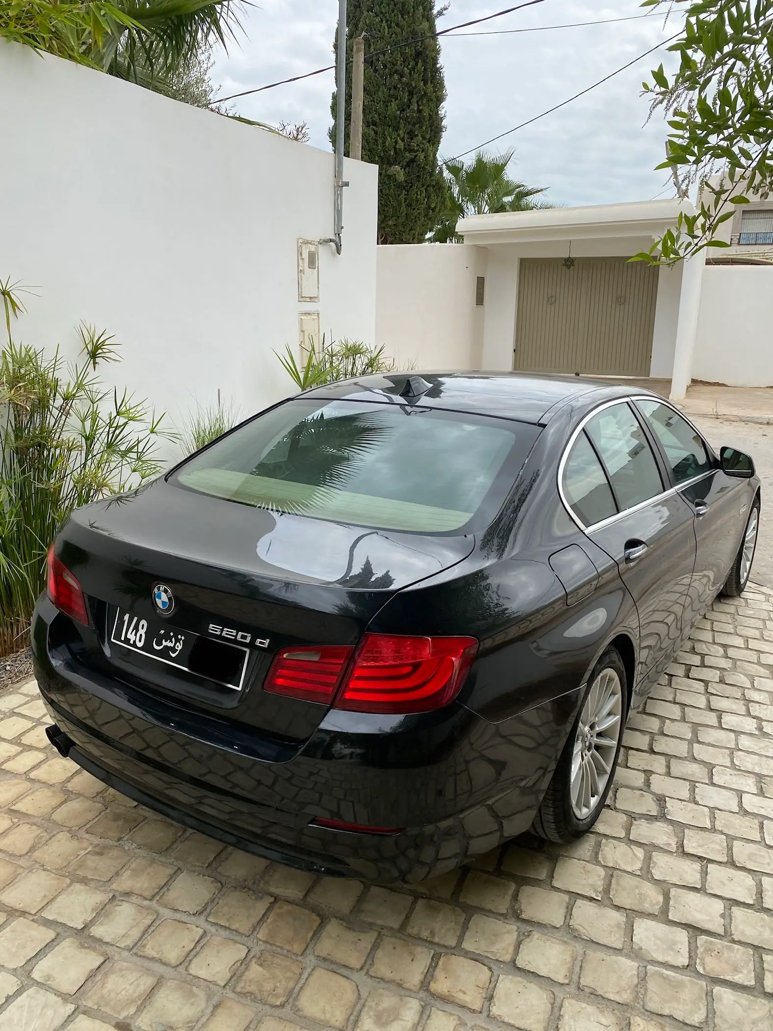  BMW F10 520d à Ariana - Photo 3