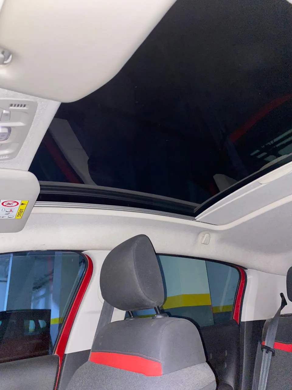  voiture toutes options avec toit panoramique entretint maison facture à l'appui légèrement négociable à Tunis - Photo 2
