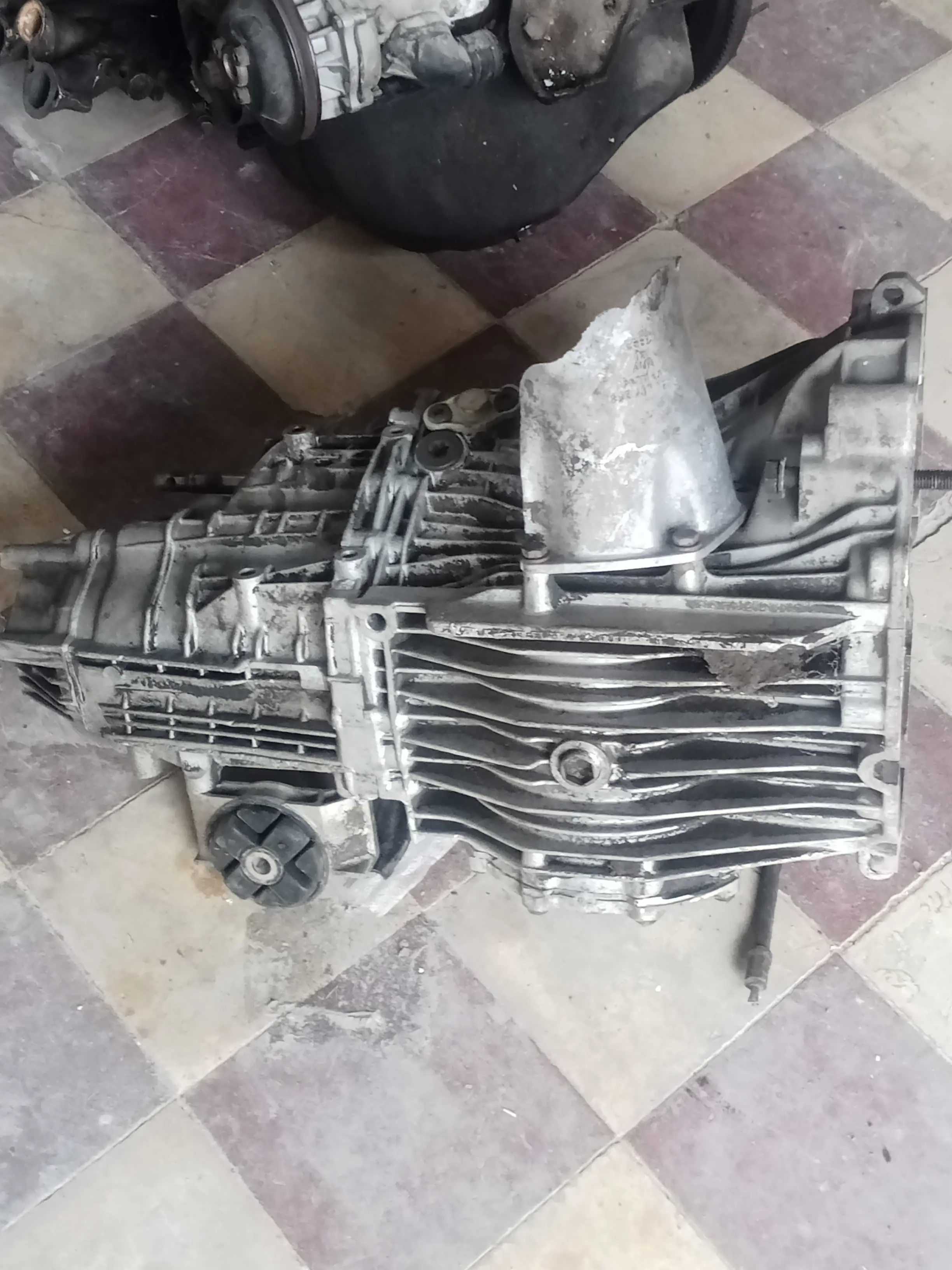  Moteur et boîte Audi 80 à Bizerte - Photo 2