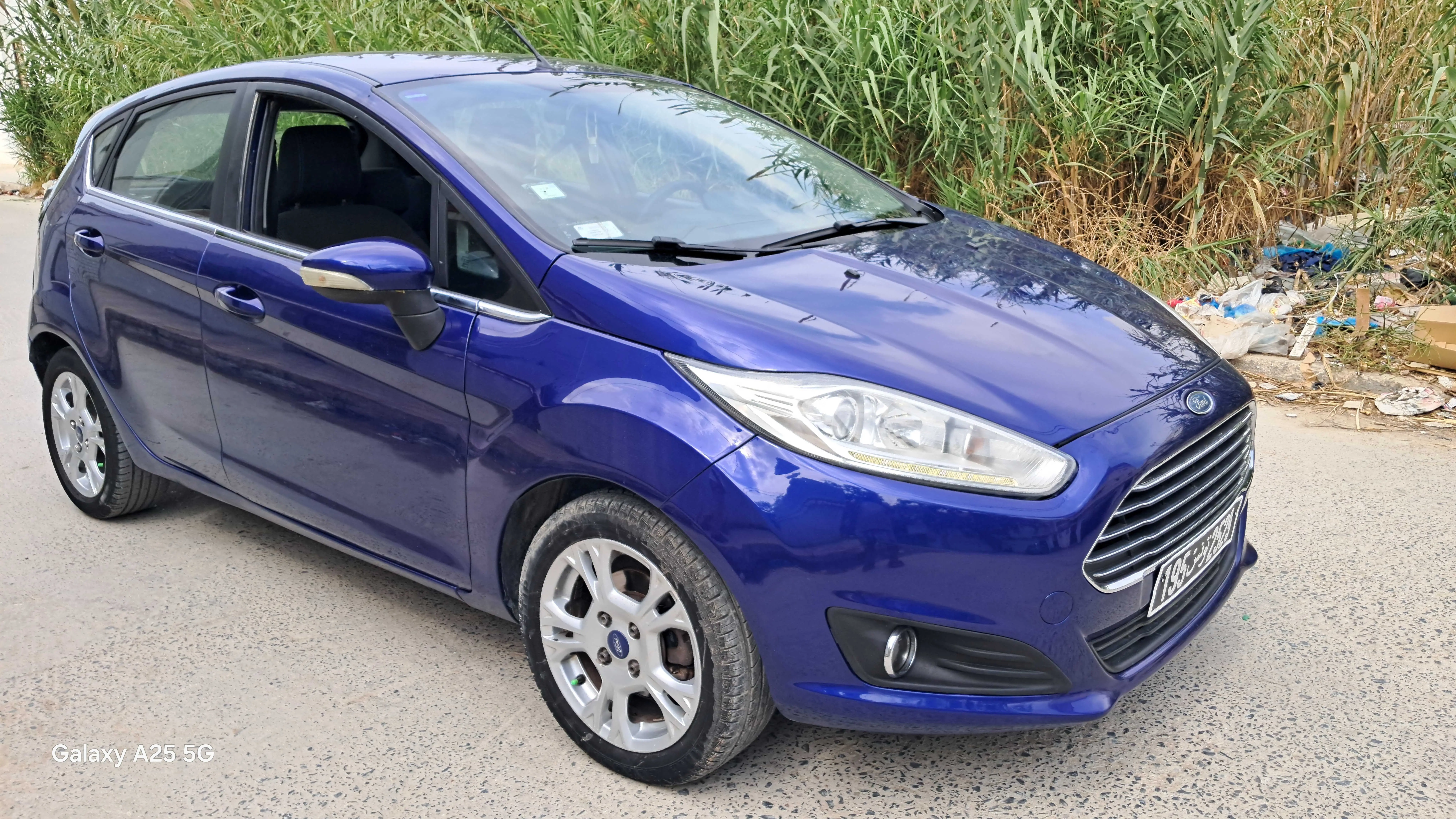  FORD FIESTA TITAUM à Bizerte - Photo 2