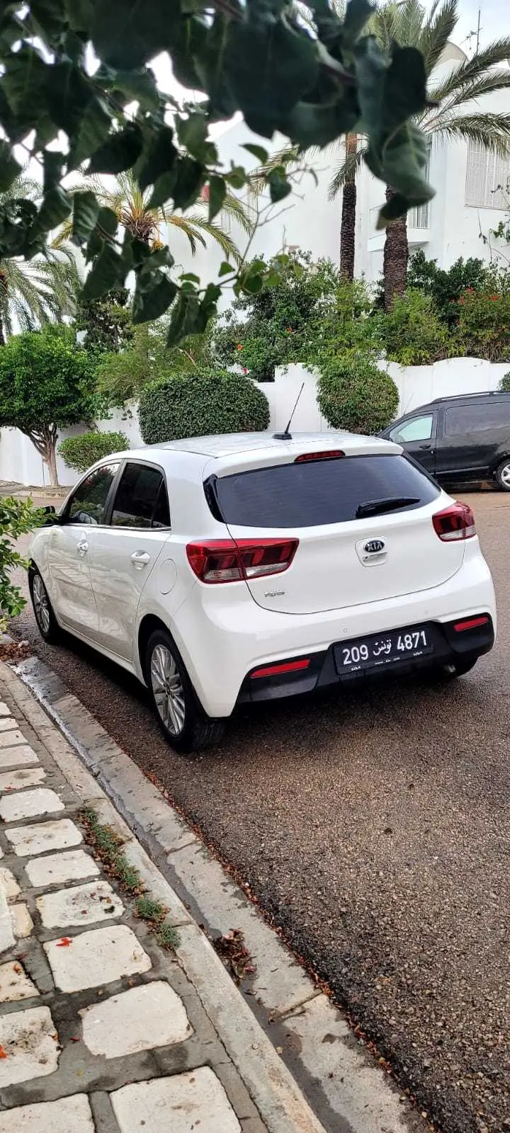  SUZUKI DZIRE GL PREMIÈRE MAIN EN TRÈS BON ÉTAT 