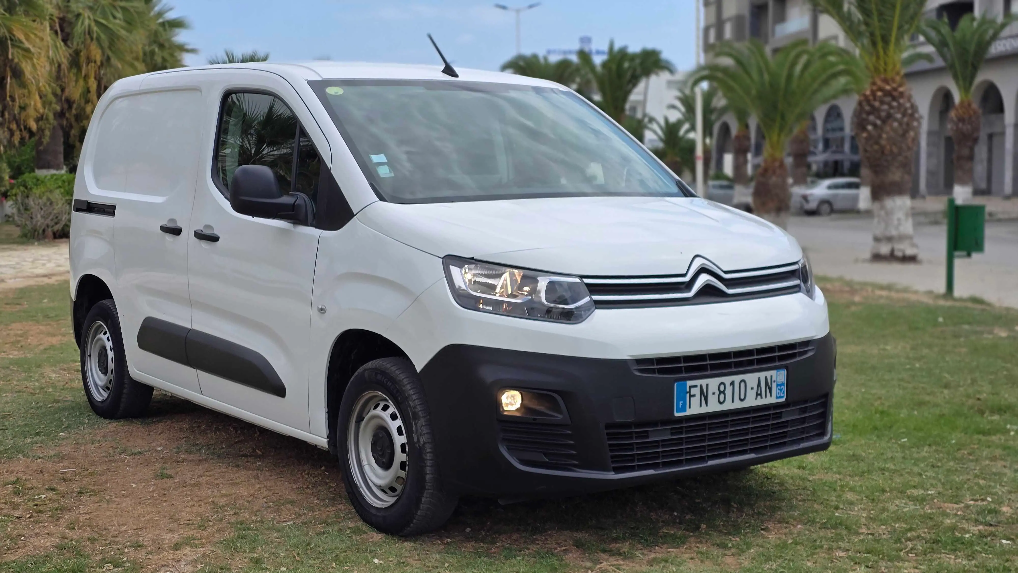  Renault Clio 3 GAMME EDITION série 155تسجيل أول 