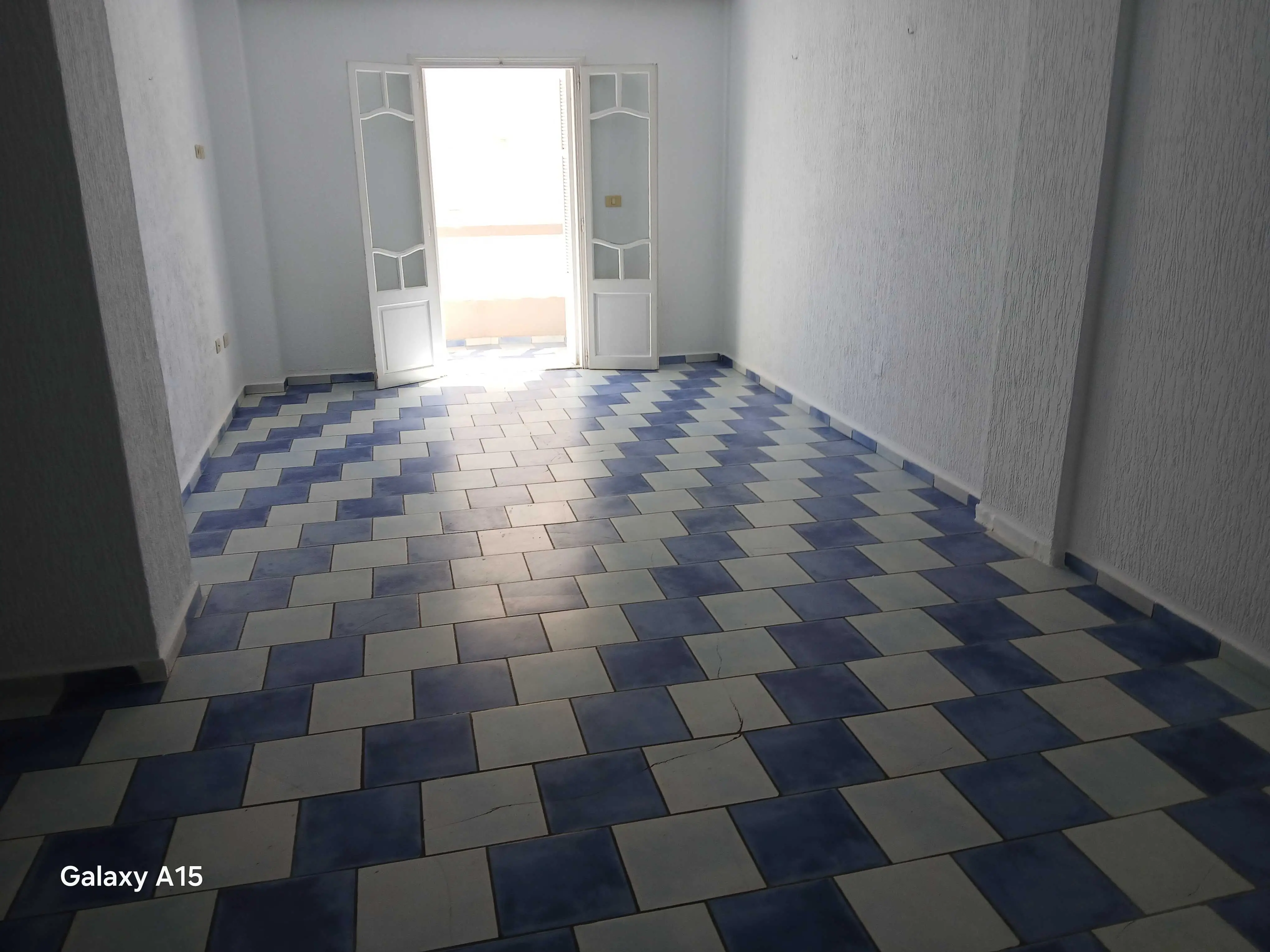 A vendre 1er et 2 etage de Maison