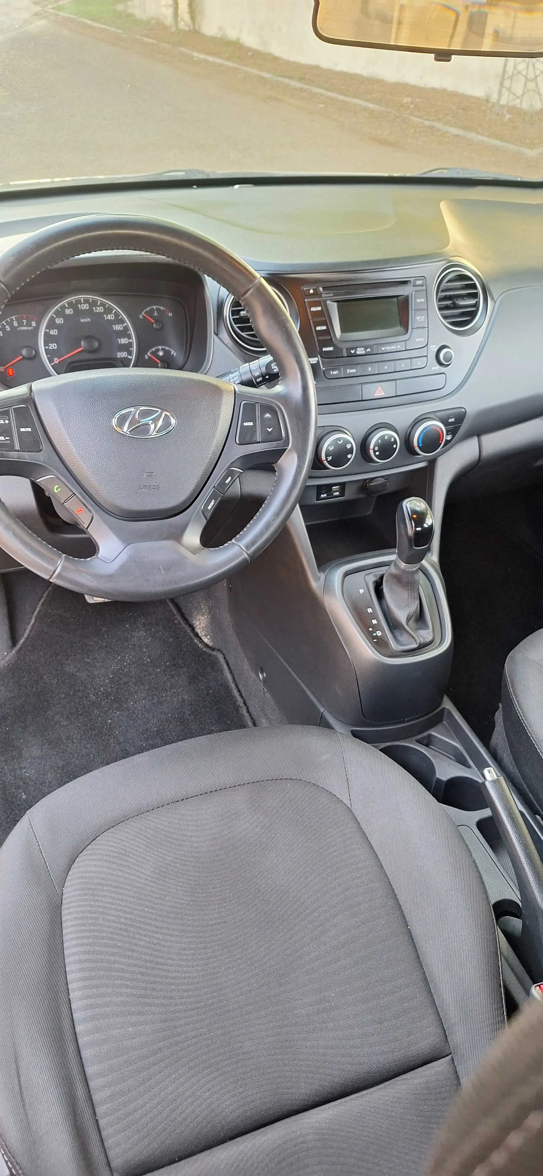  Grand i10 boîte automatique première main à Sfax - Photo 3