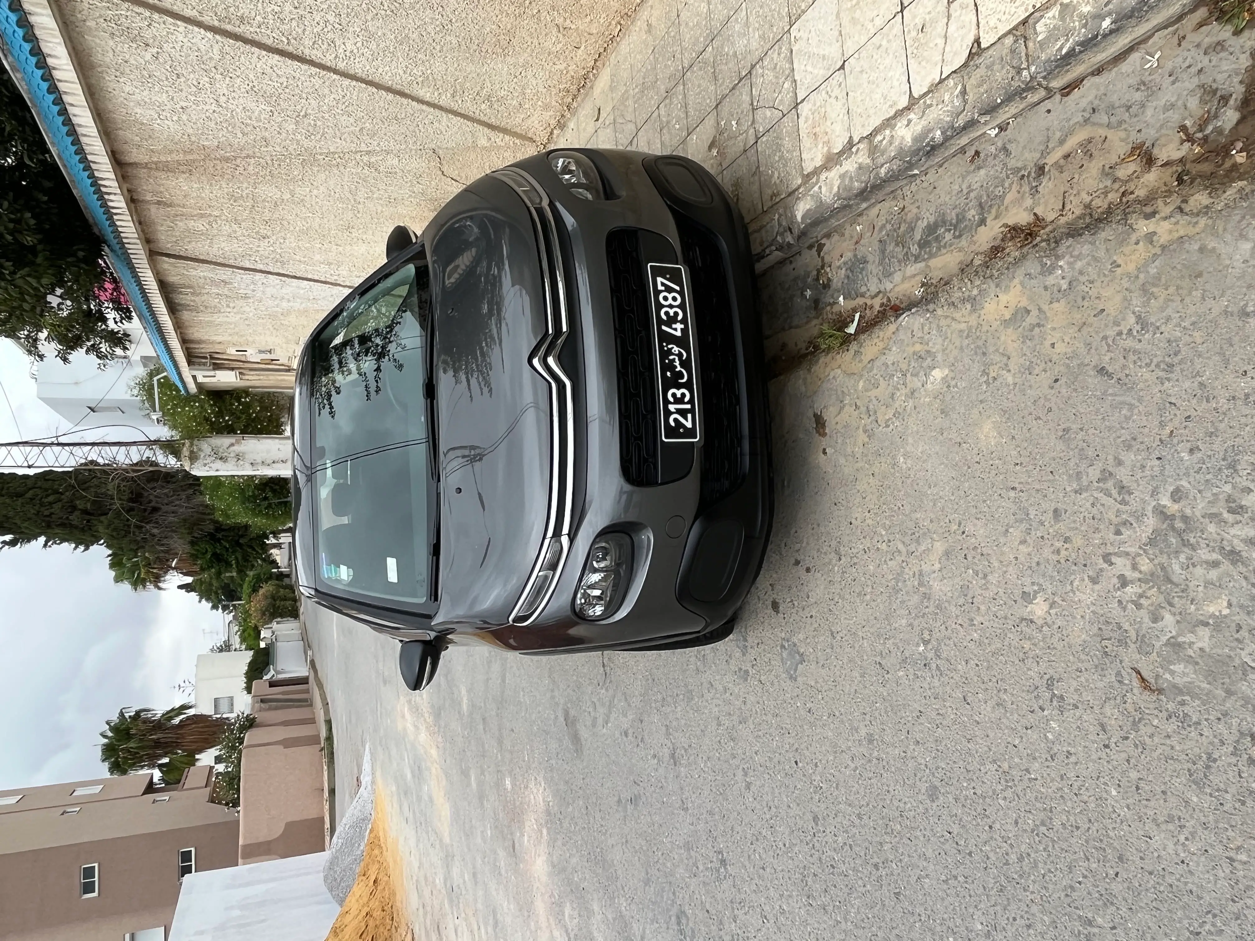  Vend voiture Citroen c3 première main climatisée 04cv à Tunis - Photo 2