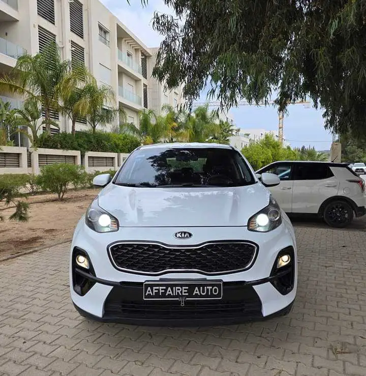  KIA SPORTAGE ESSENCE 2L à Tunis - Photo 2